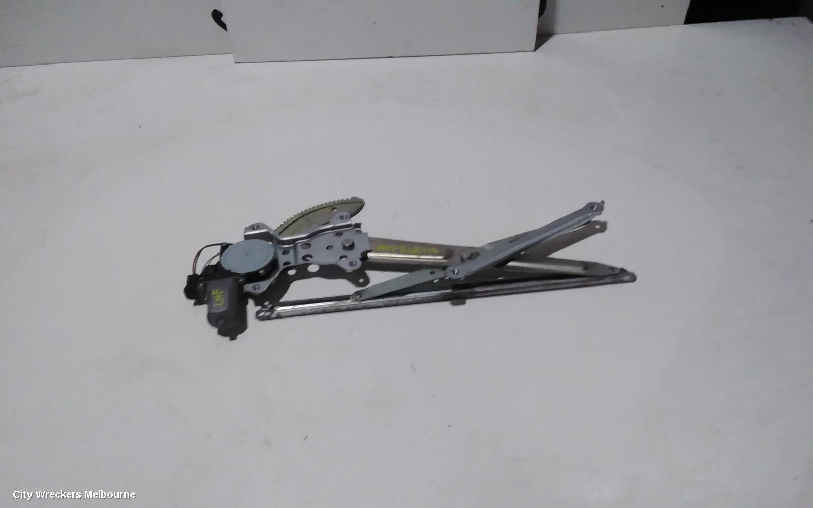 SUZUKI SX4 LEFT FRONT WINDOW REG/MOTOR, POWER, 02/2007 - 01/2014 - Image 3