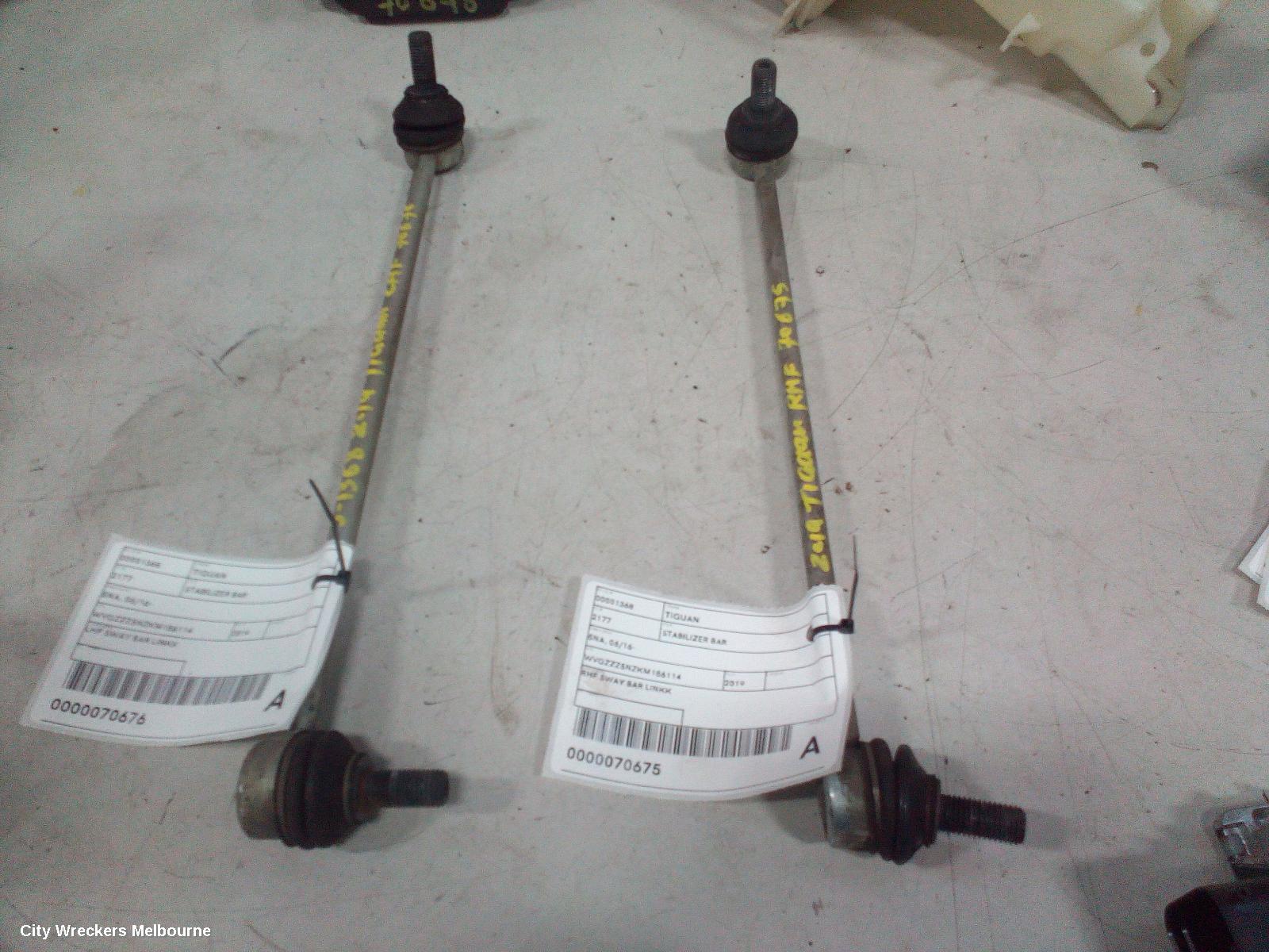 VOLKSWAGEN TIGUAN STABILISER BAR, 5NA, FRONT SWAY BAR LINK (LH SIDE), 06/2016 - 02/2024 - Image 2