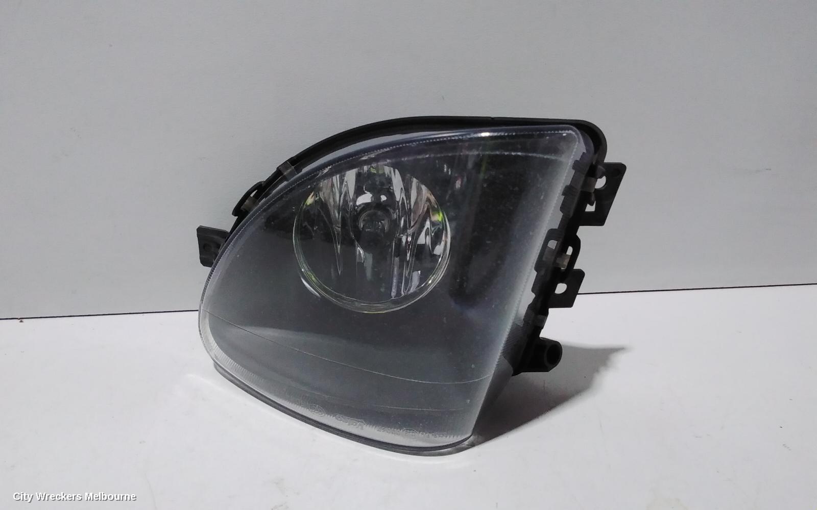 BMW 5 SERIES LEFT INDICATOR/FOG/SIDE, BUMPER FOG LAMP, F10/F11, NON M SPORT TYPE, NON LED TYPE, 05/2010 - 07/2013 - Image 2