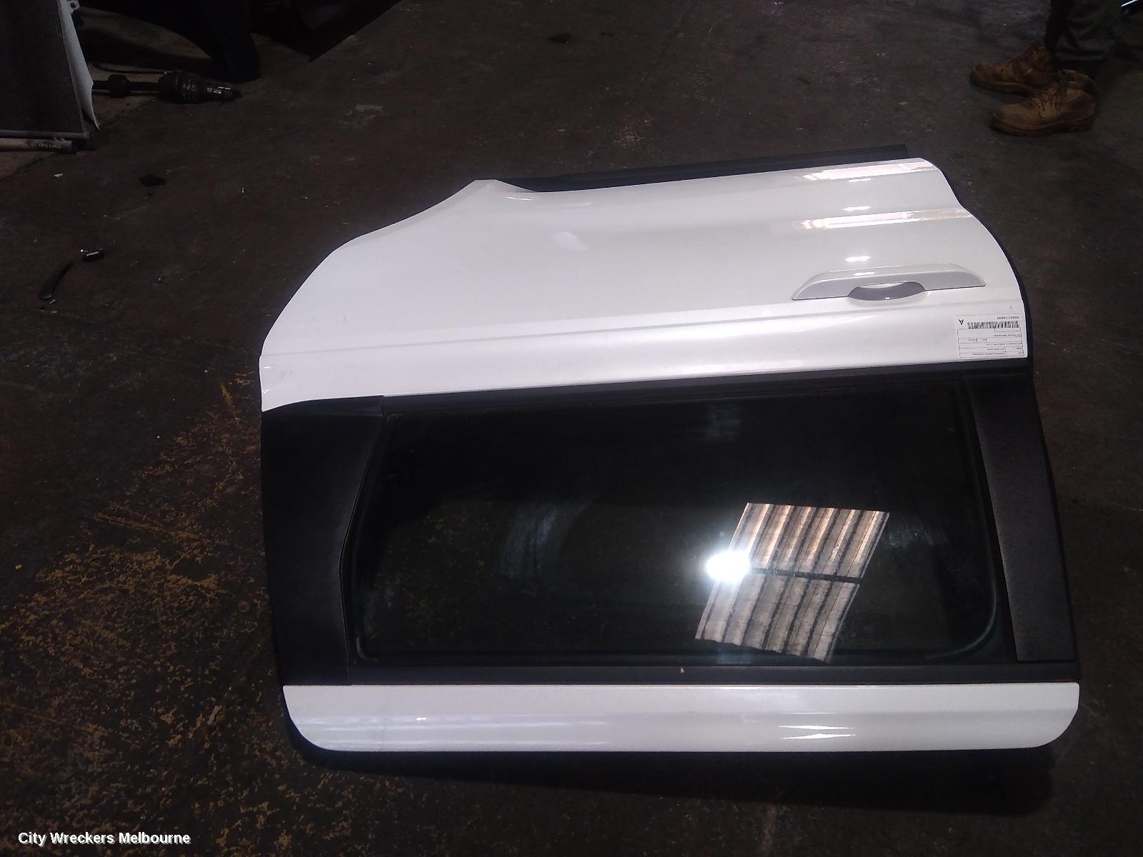 KIA CARNIVAL/GRAND CARNIVAL LEFT REAR DOOR/SLIDING, KA4, MANUAL SLIDING TYPE, 10/2020 ONWARDS - Image 3