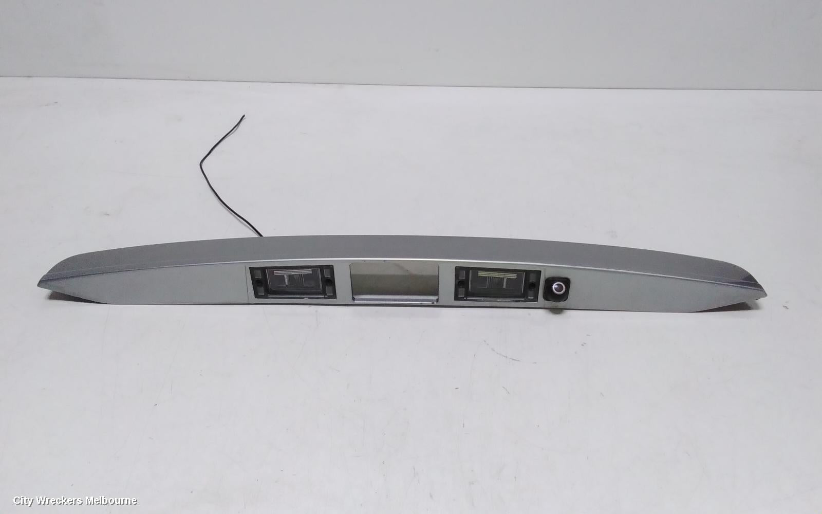 HYUNDAI ILOAD/IMAX REAR GARNISH, TAILGATE GARNISH (CENTRE), W/ CAMERA TYPE, TQ, 11/2007 - 03/2021 - Image 1