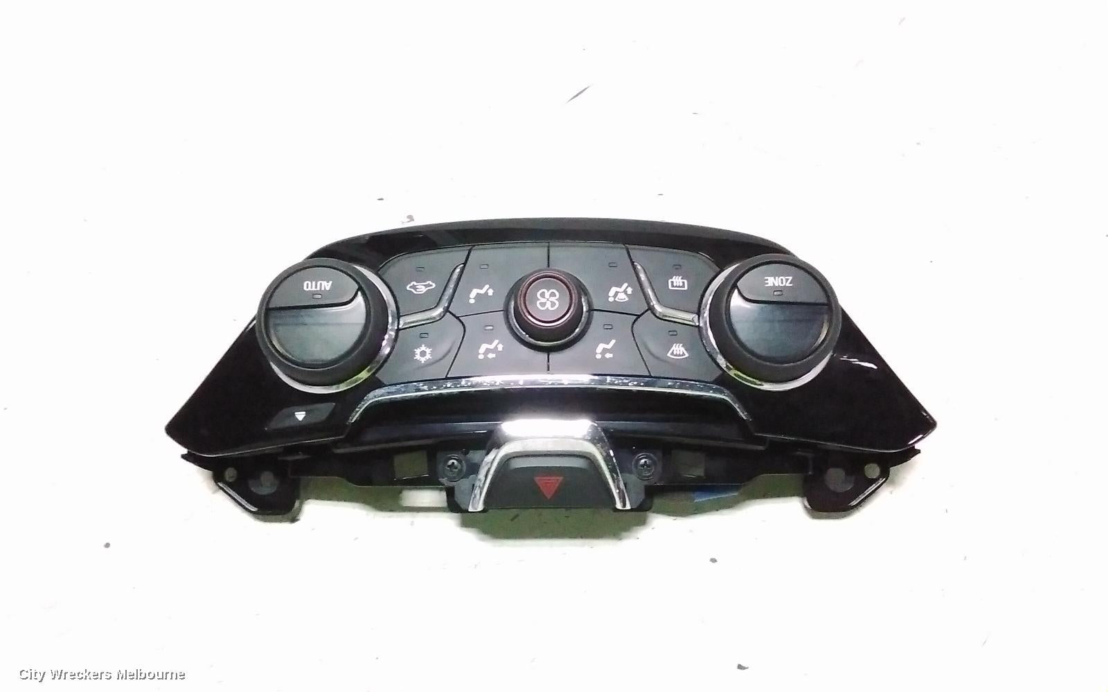HOLDEN COMMODORE HEATER/AC CONTROLS, VF, BLACK, W/ CD TYPE, 05/2013 - 12/2017 - Image 3