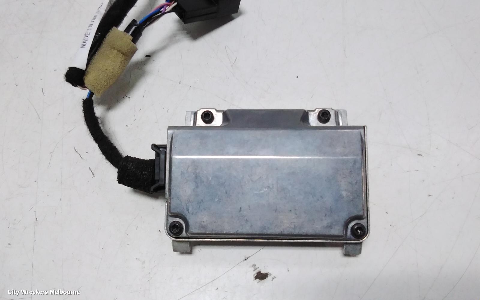 MAZDA 3 REVERSE CAMERA, FRONT CAMERA (WINDSCREEN MOUNTED), BP, 03/2019 ONWARDS - Image 3