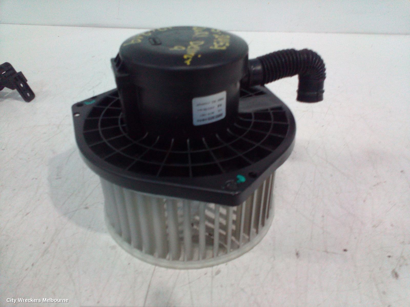 LDV DELIVER 9 HEATER FAN MOTOR, DIESEL, 2.0, TURBO, 07/2020 ONWARDS - Image 3