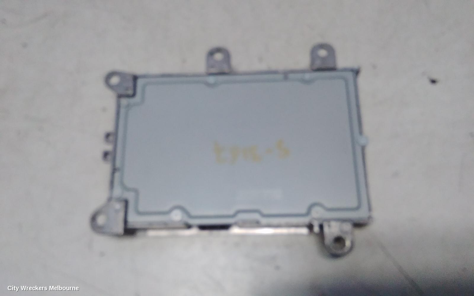 FORD RANGER ECU, RA, GATEWAY CONTROL MODULE, P/N NU5T14G650GAF, 05/2022 ONWARDS - Image 3