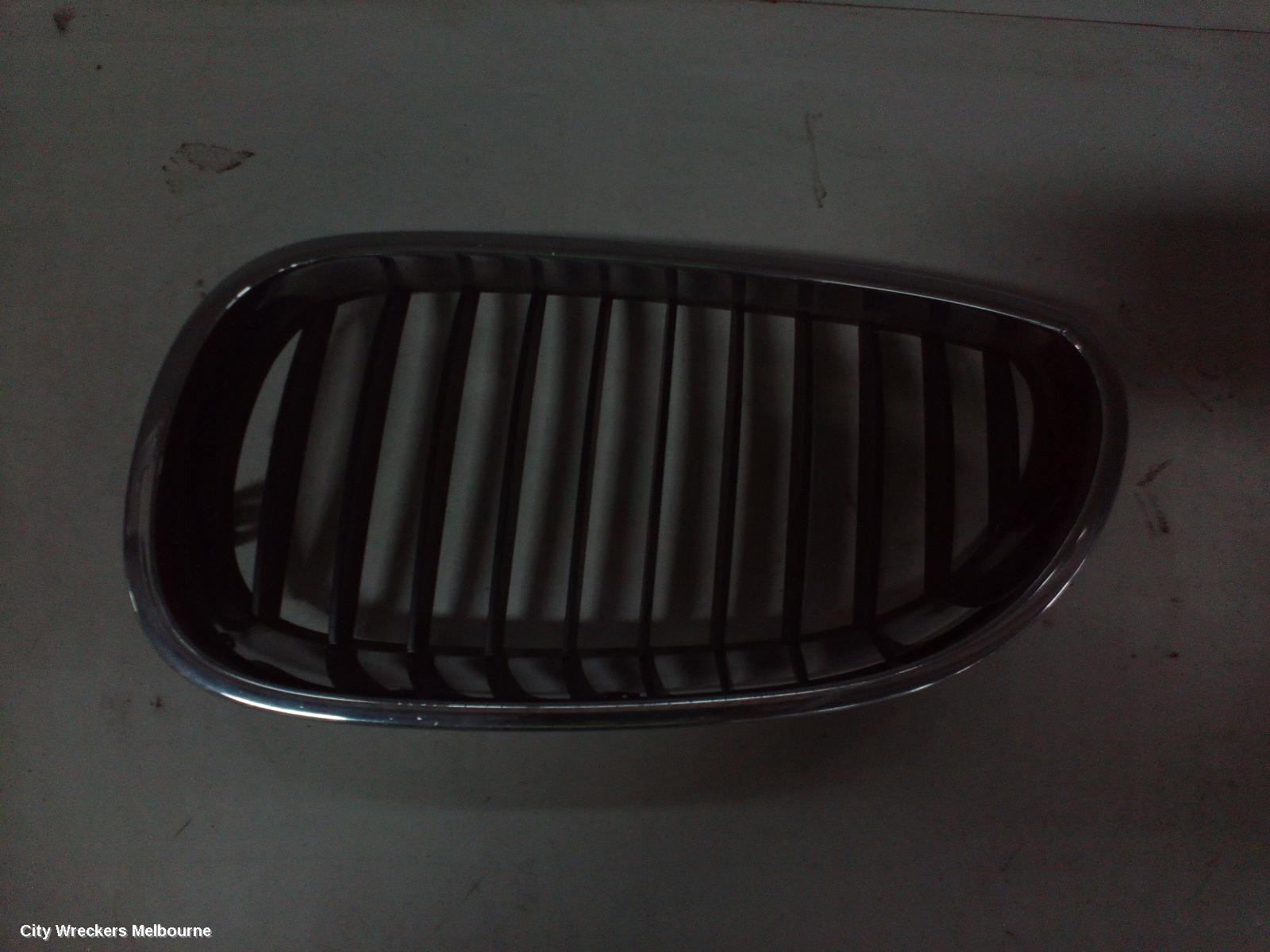 BMW 5 SERIES LEFT INDICATOR/FOG/SIDE, BUMPER FOGLAMP, E60/E61, NON M SPORT TYPE, 06/2007 - 04/2010 - Image 1
