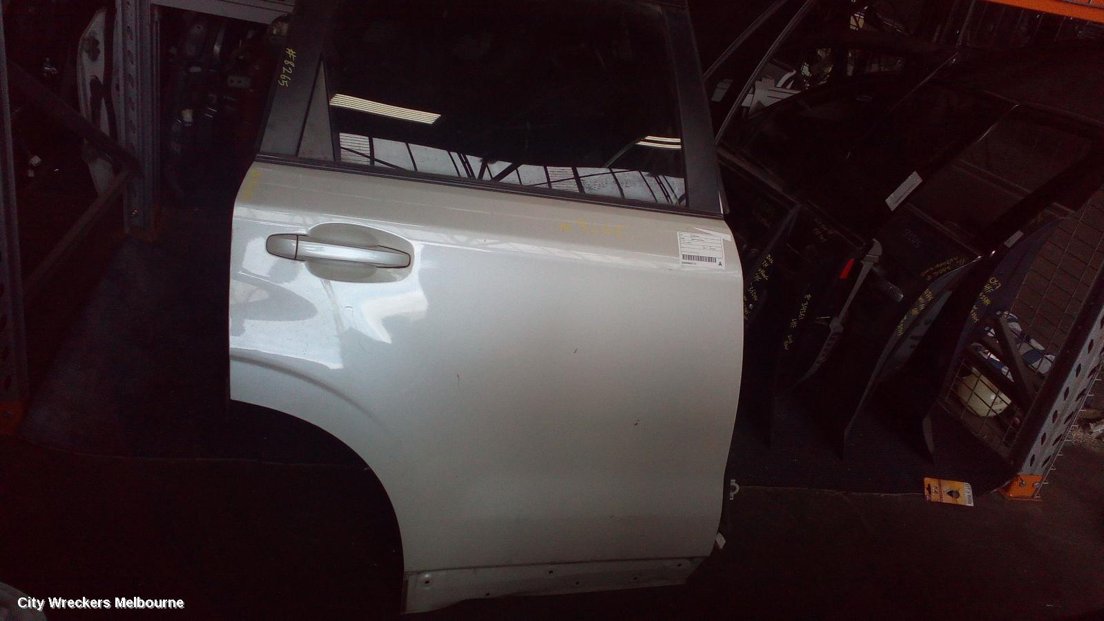 SUBARU FORESTER RIGHT REAR DOOR WINDOW, SJ, STANDARD TINT TYPE, 12/2012 - 08/2018 - Image 1
