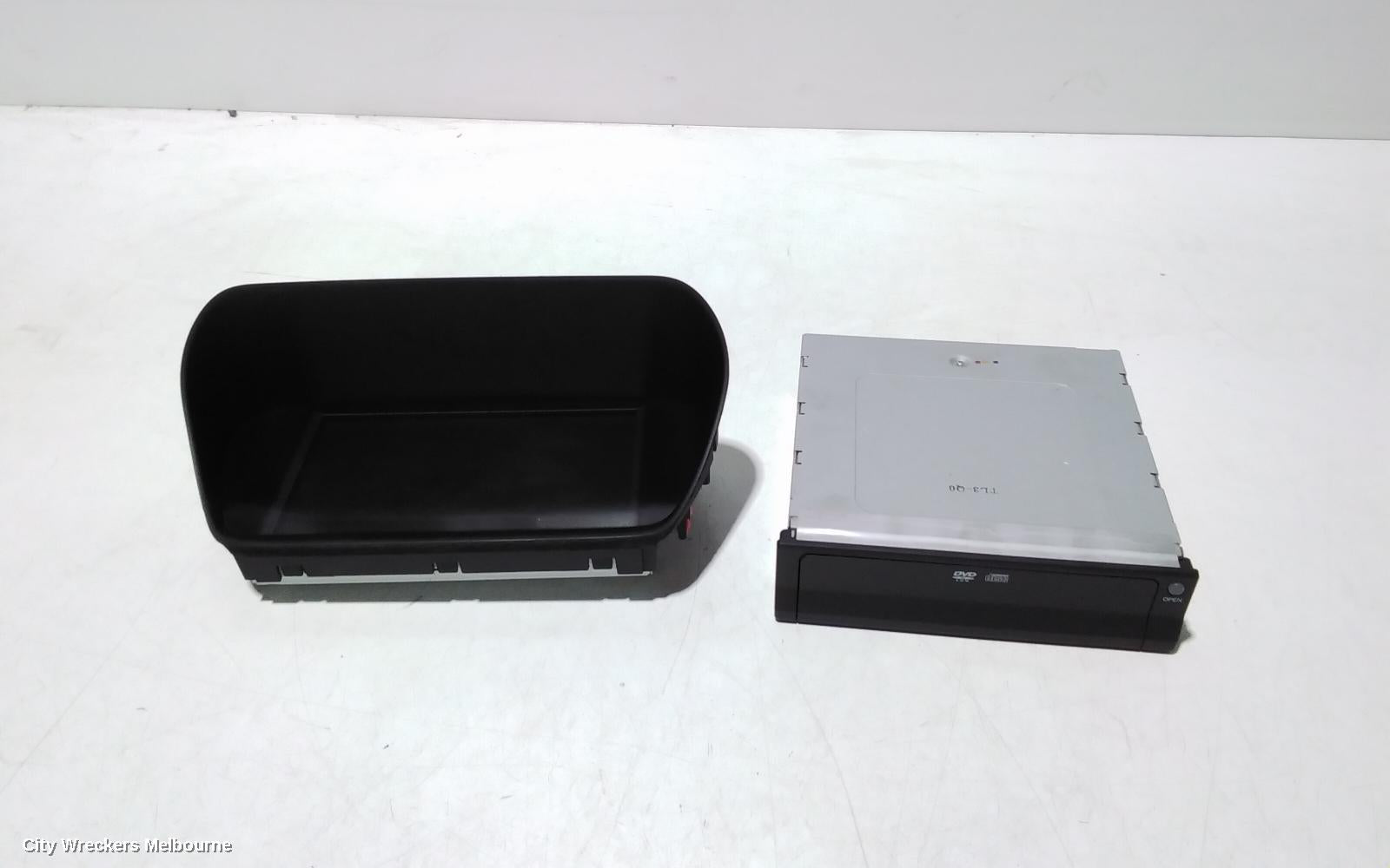 HONDA ACCORD RADIO/CD/DVD/SAT/TV, DASH RADIO CONTROL PANEL/CONTROL UNIT ONLY, SAT NAV TYPE, 8TH GEN, EURO (VIN JHMCU), 06/2008 - 12/2015 - Image 1