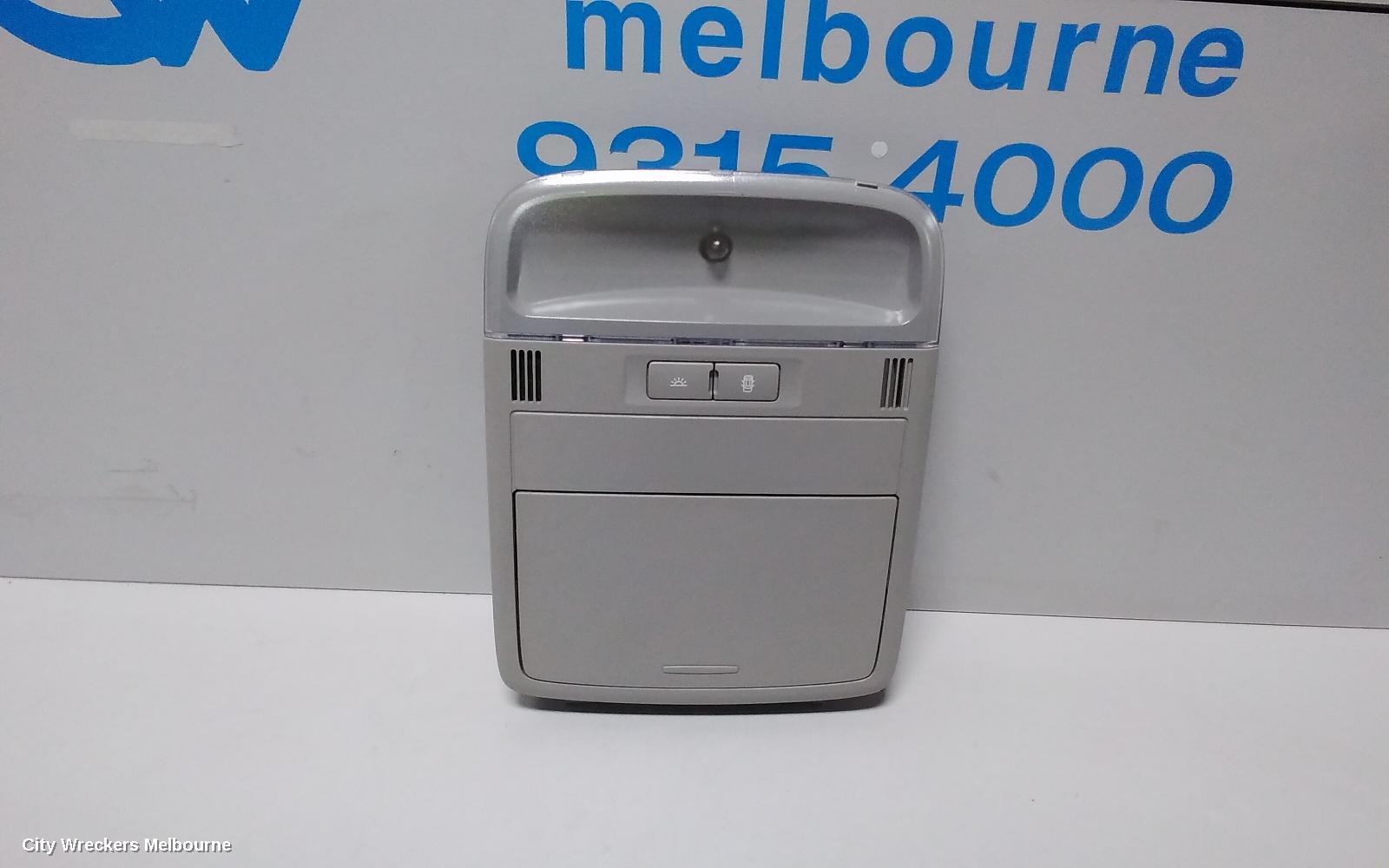 HOLDEN COMMODORE COURTESY LIGHT, FRONT, W/ SUNGLASS HOLDER TYPE, VF, 05/2013 - 12/2017 - Image 2