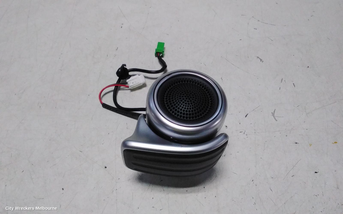 BYD ATTO 3 DOOR HANDLE, 2ND GEN, LH REAR, INNER, 03/2022 ONWARDS - Image 1