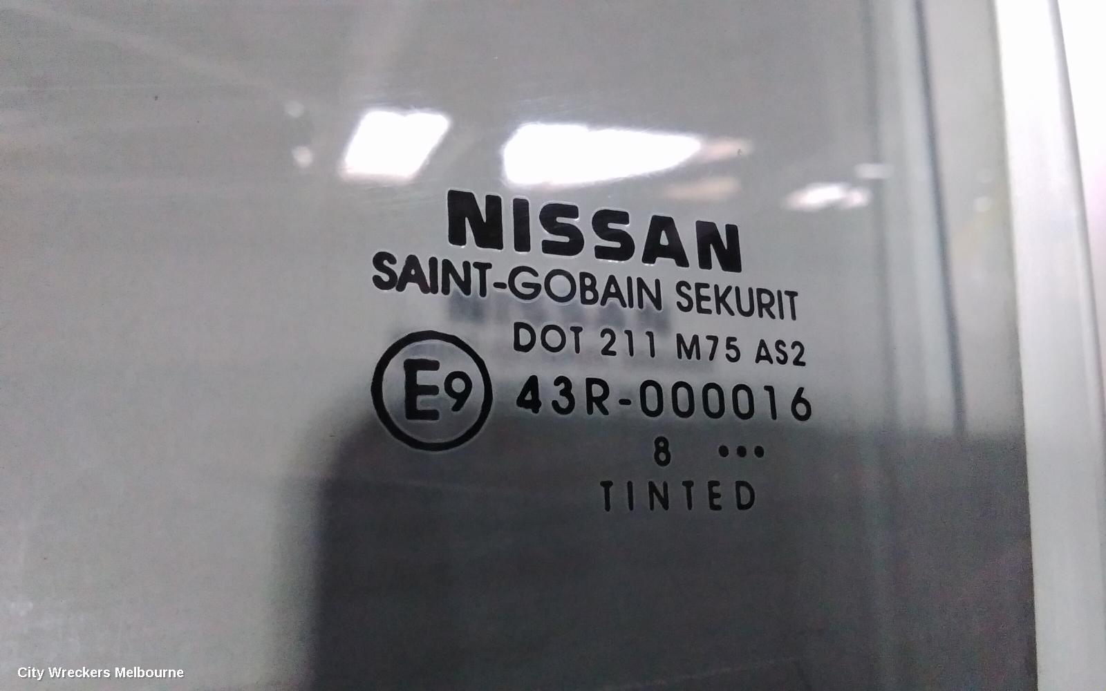 NISSAN NAVARA LEFT FRONT DOOR WINDOW, D40 (VIN VSK), 09/2005 - 08/2015 - Image 3