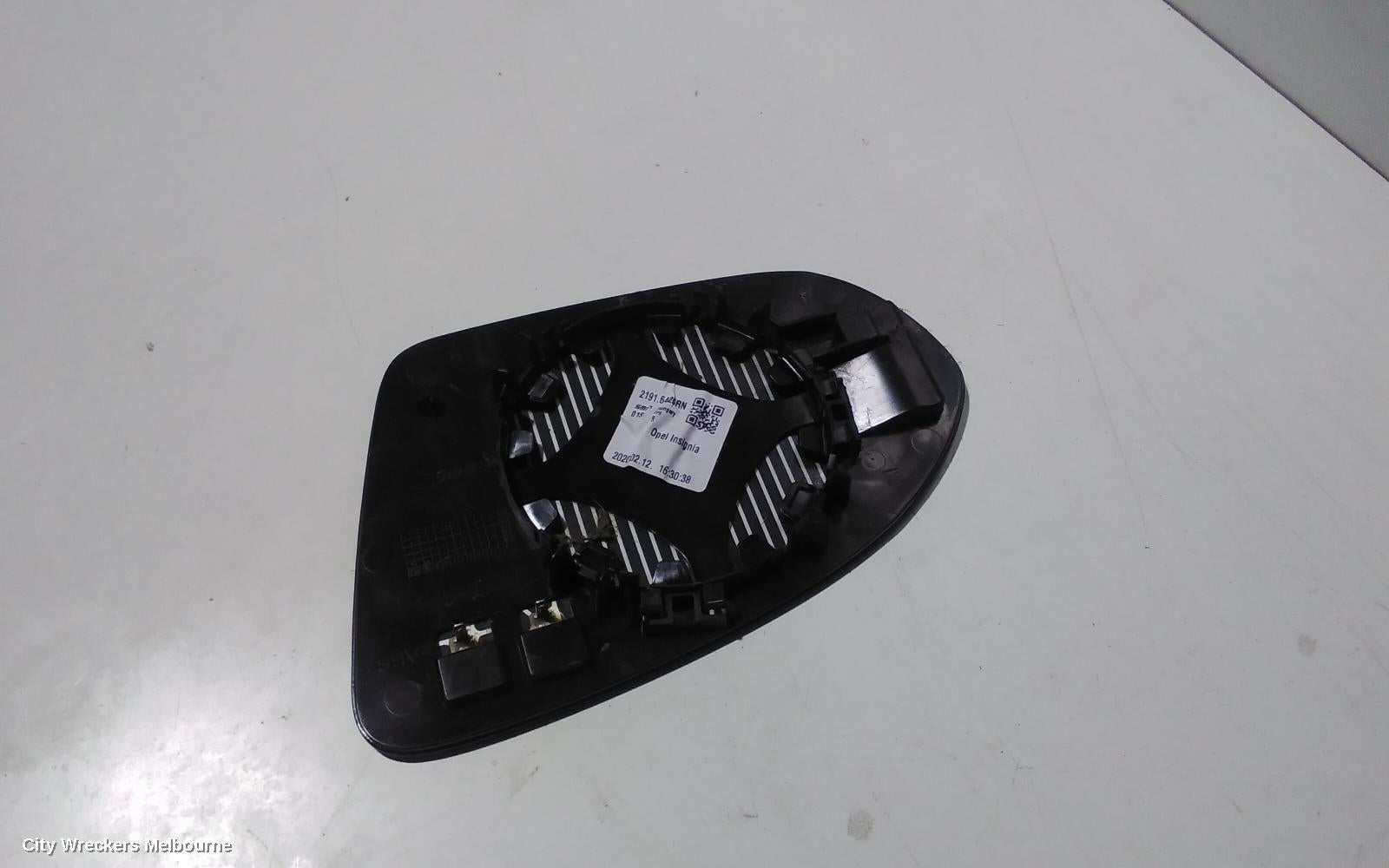 HOLDEN COMMODORE RIGHT DOOR MIRROR, ZB, LT, MANUAL FOLDING, NON MEMORY TYPE, 10/2017 - 12/2020 - Image 3