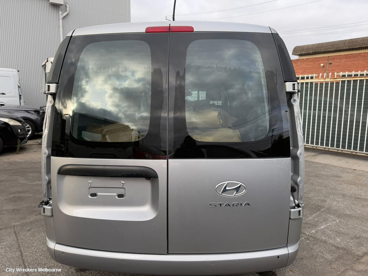 HYUNDAI STARIA LEFT FRONT DOOR, US4, 04/2021 ONWARDS - Image 2