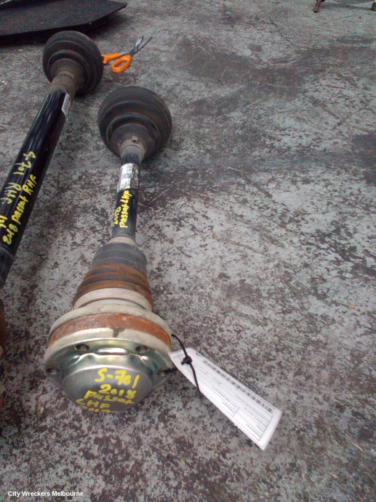 VOLKSWAGEN PASSAT LEFT DRIVESHAFT, FRONT, PETROL, 1.8, TURBO, B8/MK7, 06/2015 - 10/2019 - Image 1