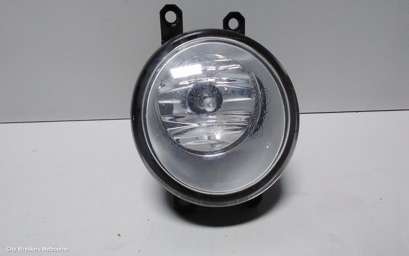 TOYOTA KLUGER RIGHT INDICATOR/FOG/SIDE, BUMPER FOGLAMP, GSU40-GSU45, 05/2007 - 07/2010 - Image 2