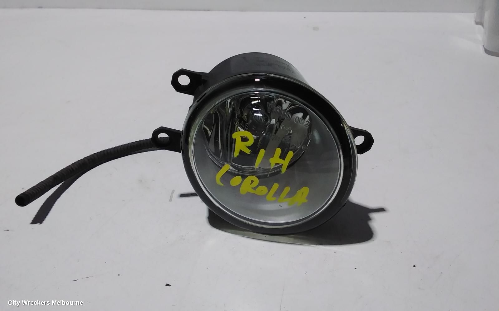 TOYOTA COROLLA RIGHT INDICATOR/FOG/SIDE, BUMPER FOGLAMP, ZRE152R, HATCH, 03/2007 - 10/2009 - Image 1