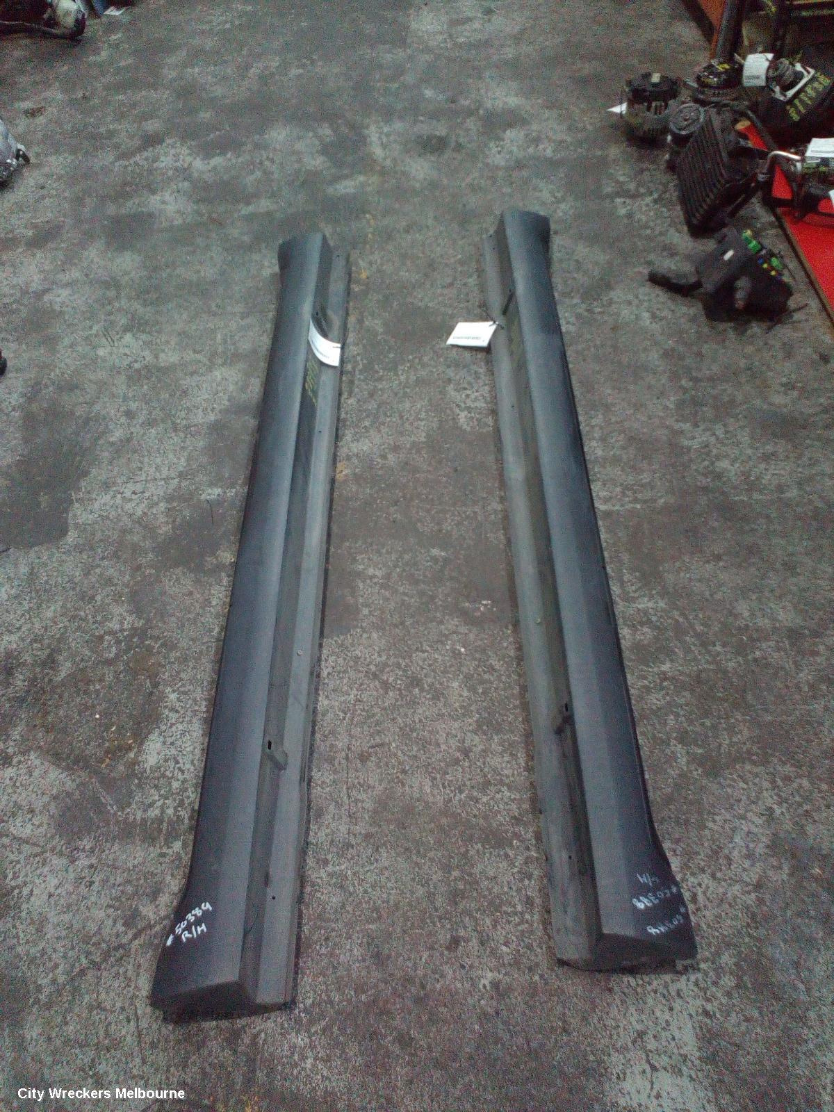 PEUGEOT 4007 SIDE STEP/SKIRT, RH SIDE, 10/2009 - 08/2013 - Image 2