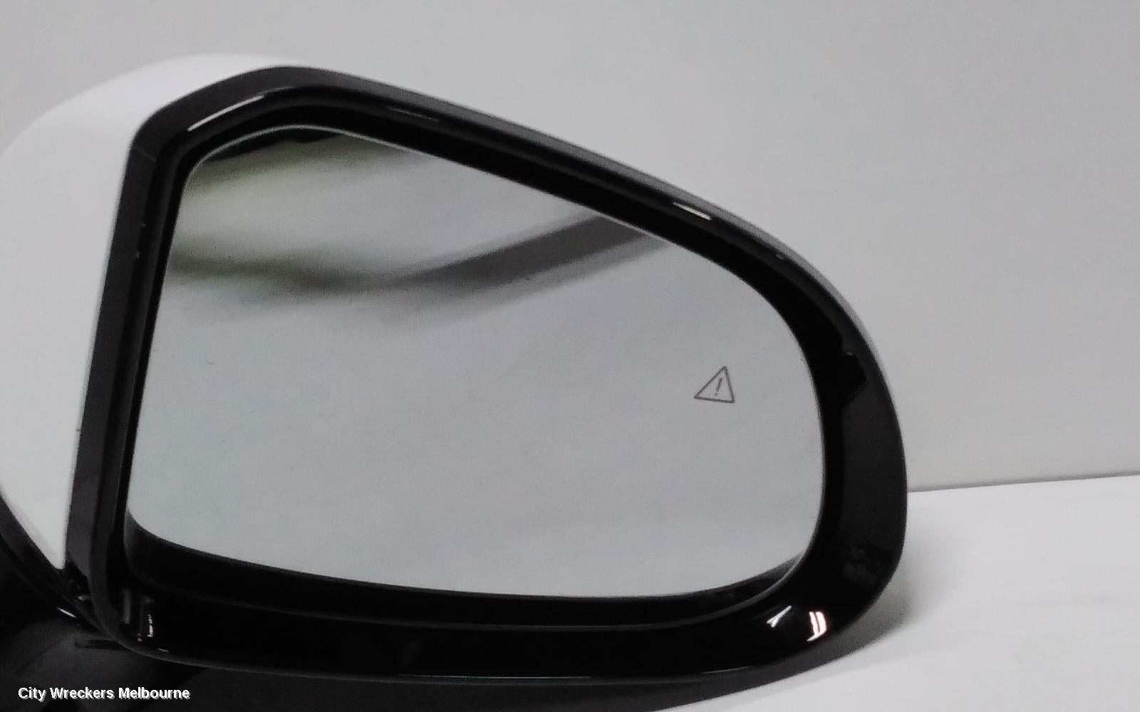 HYUNDAI SANTA FE RIGHT DOOR MIRROR, TM, POWER FOLD, NON AUTO DIPPING TYPE, 10/2020 ONWARDS - Image 2