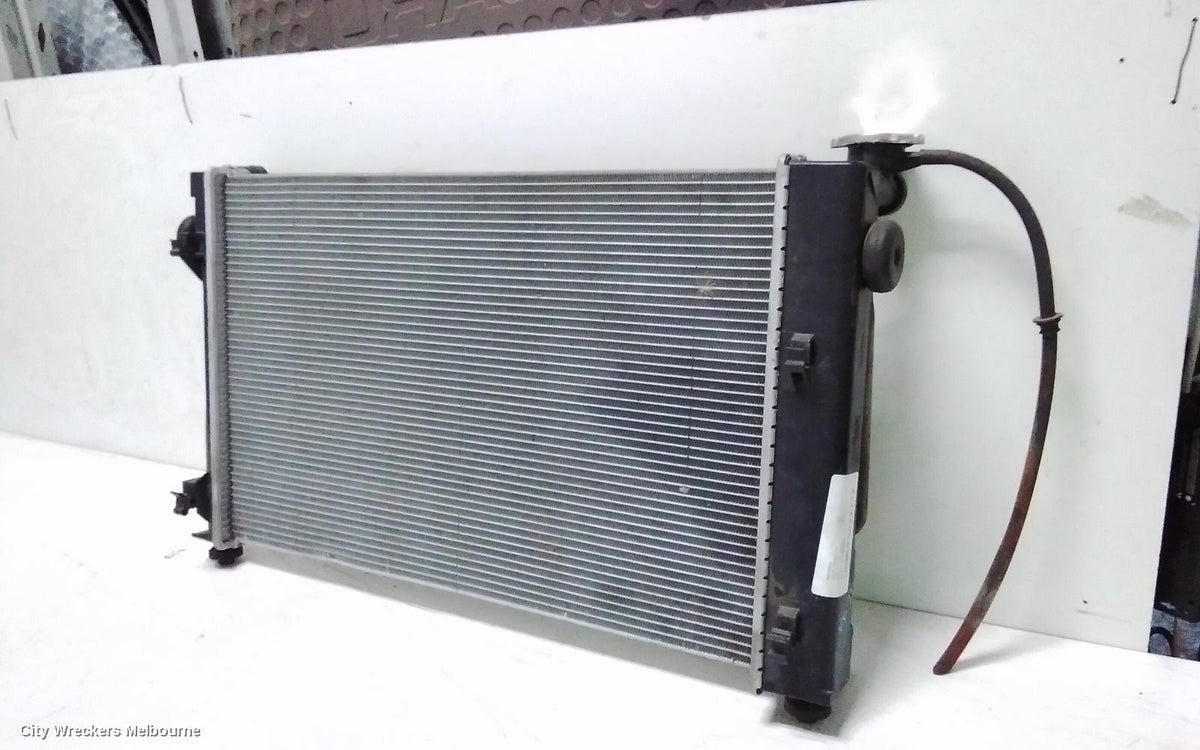 HOLDEN COMMODORE RADIATOR, AUTO, 3.8, VY1-VY2, 10/2002 - 07/2004 - Image 1