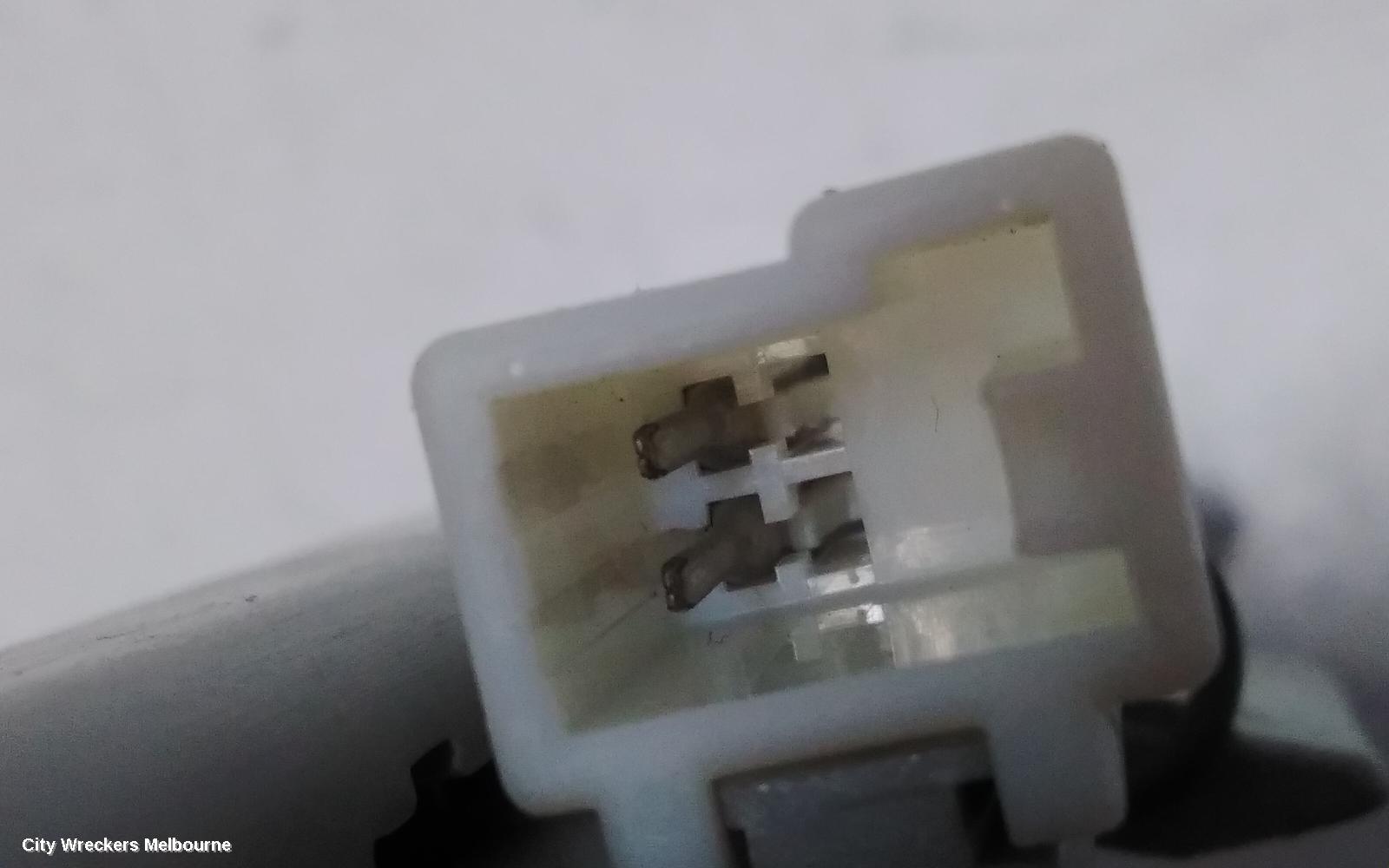 HYUNDAI ELANTRA HIGH LEVEL STOPLIGHT, 10/2003 - 07/2006 - Image 3