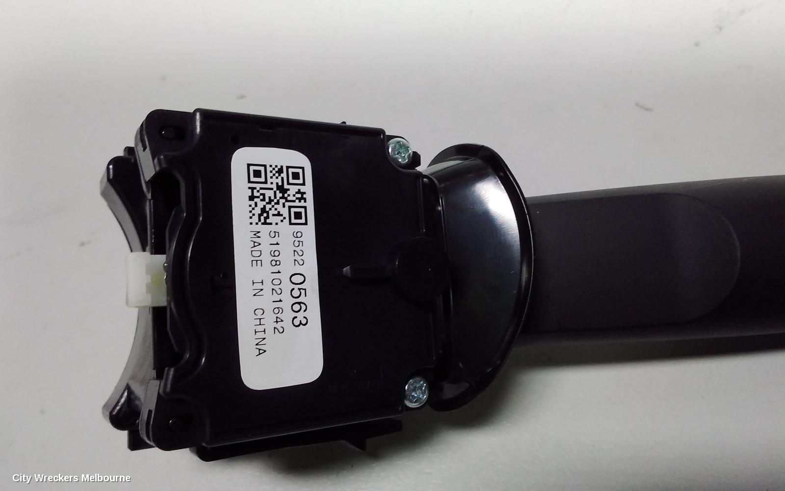 HOLDEN INSIGNIA COMBINATION SWITCH, GA, 02/2015 - 01/2017 - Image 2