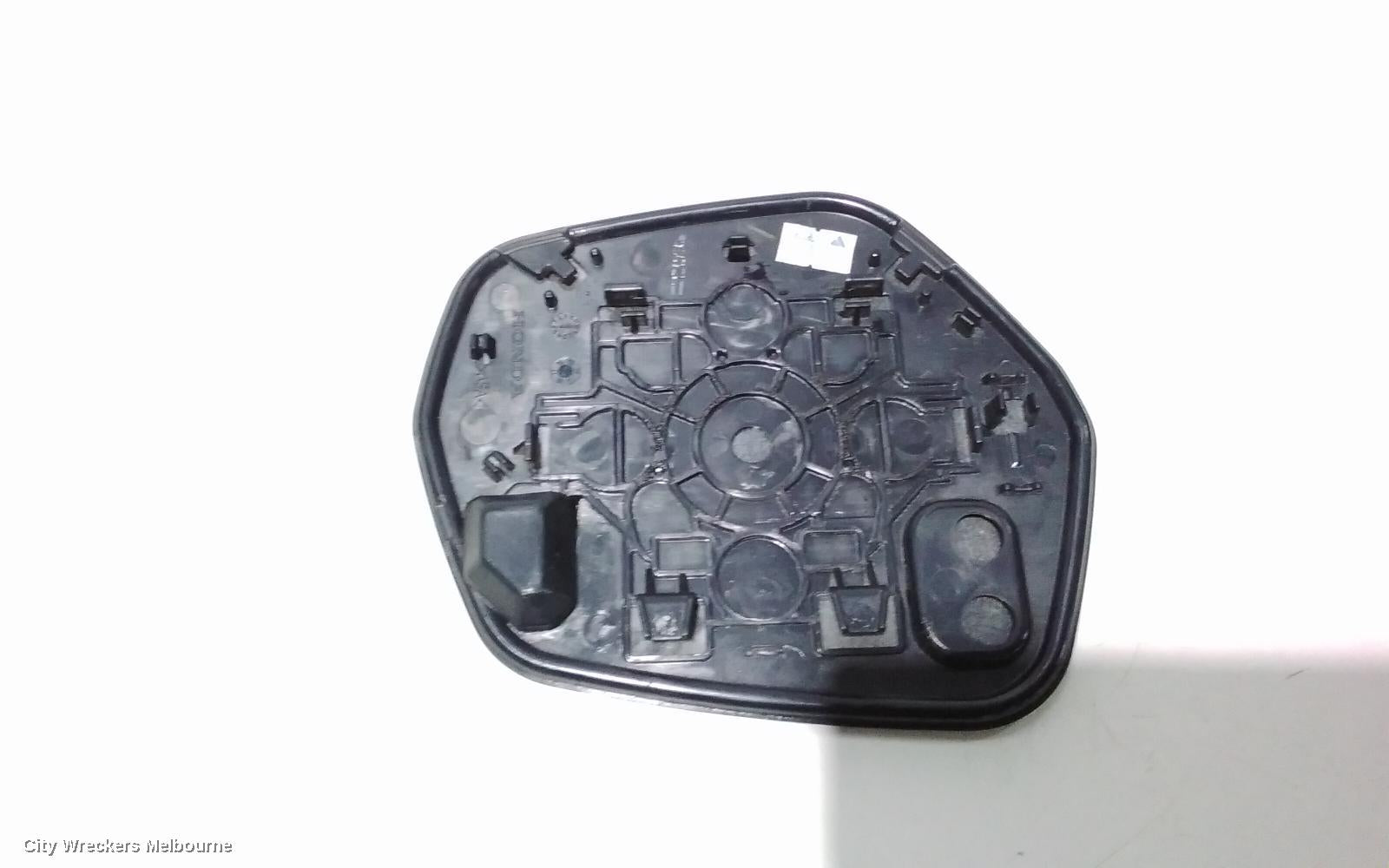 HONDA HRV LEFT DOOR MIRROR, RU5, VTI-S, MANUAL FOLD, W/ CAMERA & AUTO DIP TYPE, 12/2014 - 06/2018 - Image 2