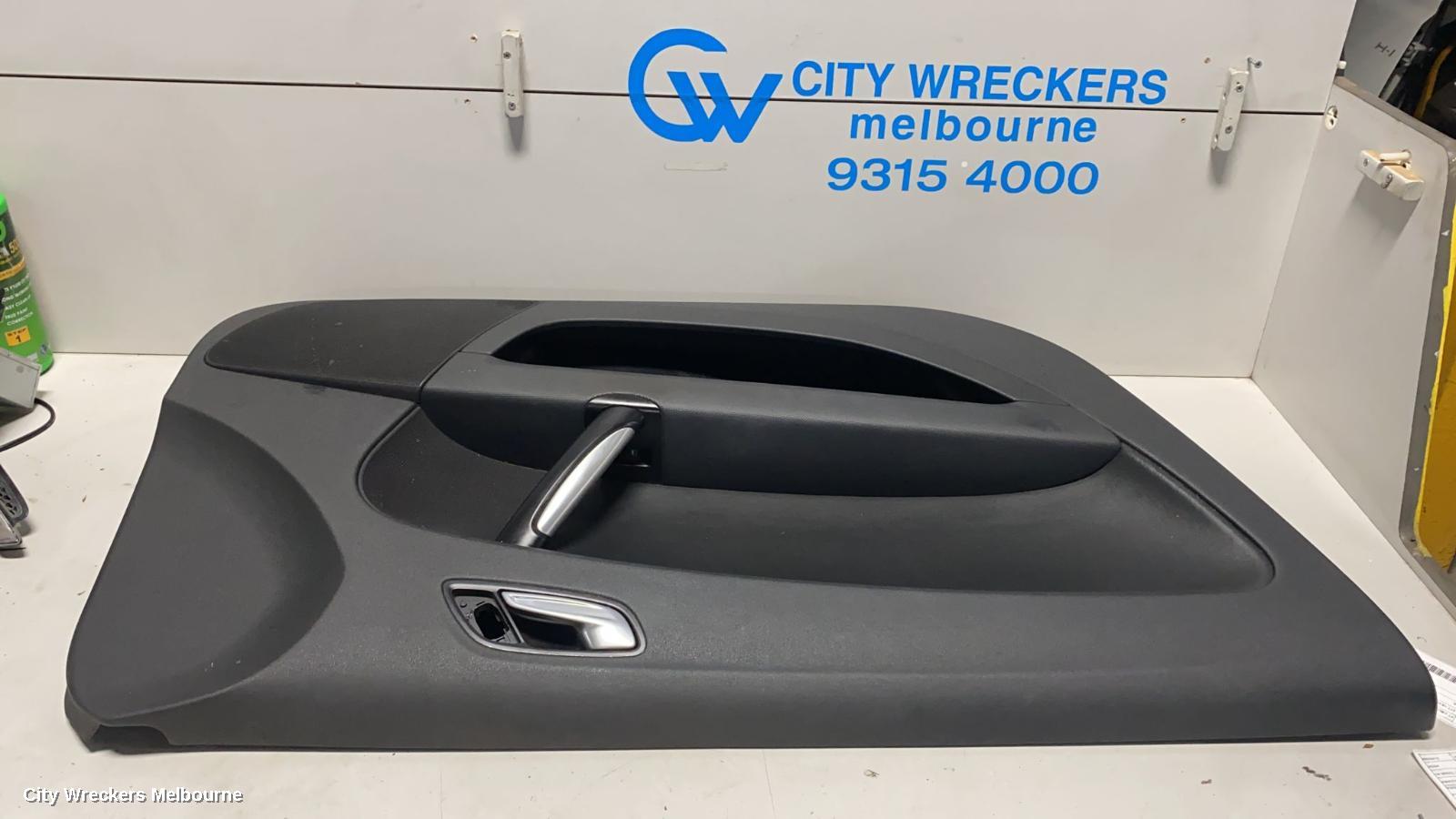 AUDI TT DOOR TRIM, LH FRONT, 8J, TTS, LEATHER, 08/2008 - 12/2014 - Image 2