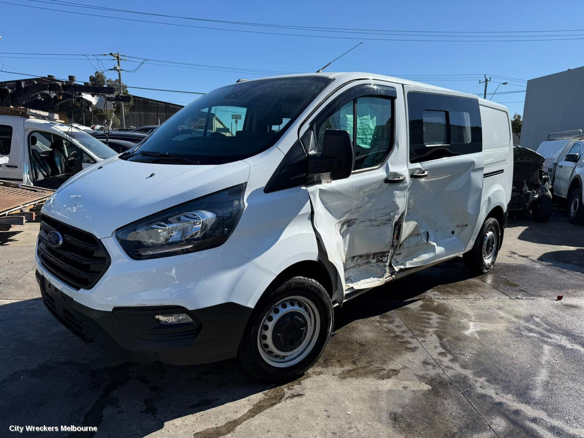 FORD TRANSIT CUSTOM RIGHT HEADLAMP, VN, W/ HALOGEN TYPE, 01/2018 - 08/2023 - Image 1
