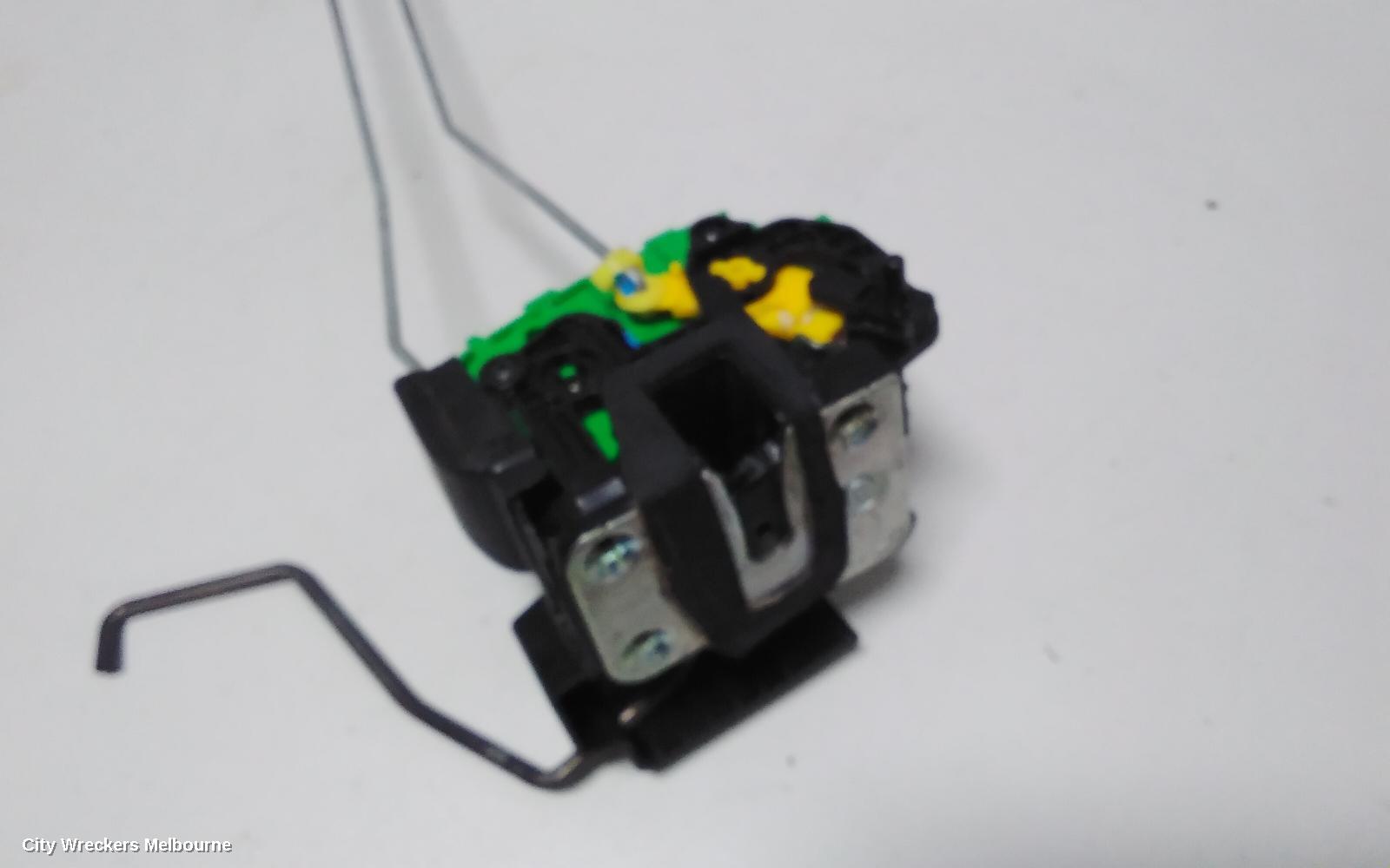 HYUNDAI ACCENT DOOR/BOOT/GATE LOCK, LEFT REAR DOOR LOCK, RB, NON KEYLESS ENTRY TYPE, 07/2011 - 12/2019 - Image 3