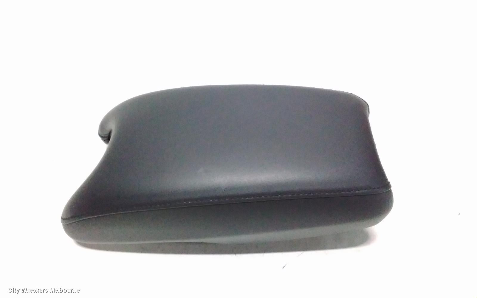 HONDA HRV CONSOLE, RU, 12/2014 - 10/2021 - Image 3