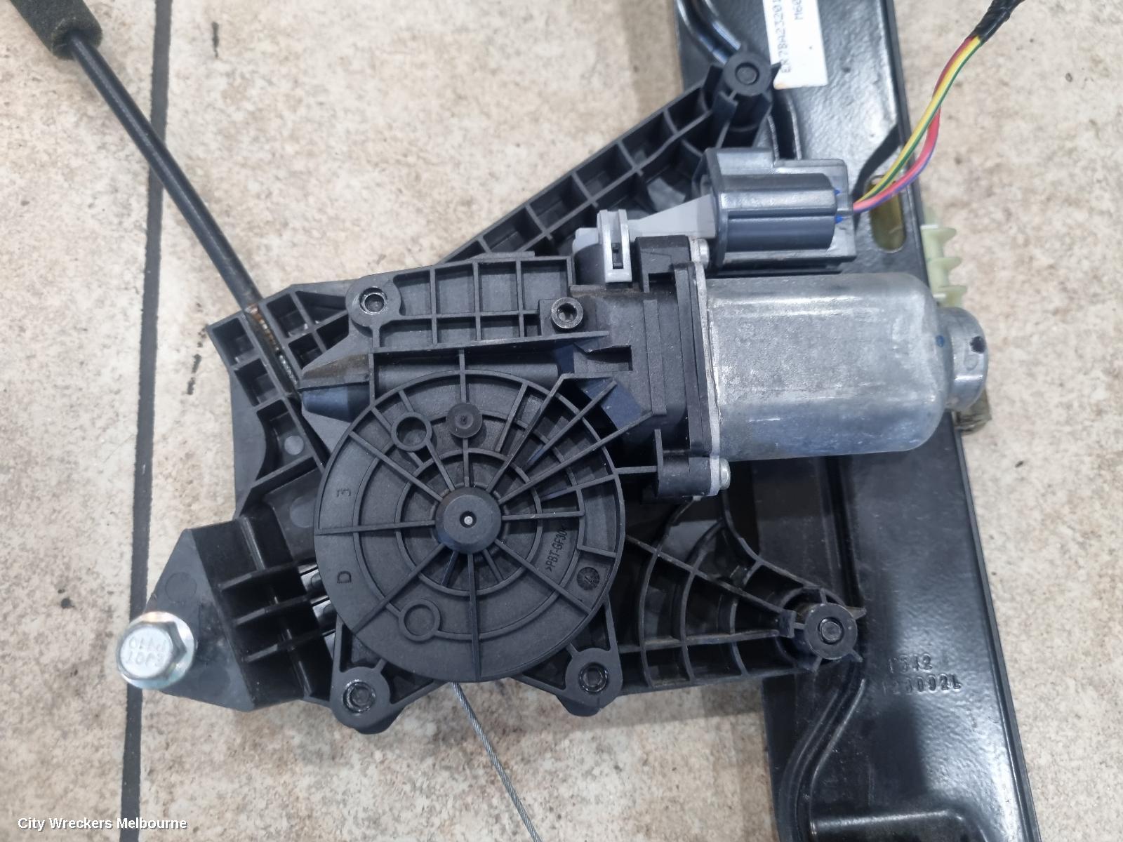 FORD TERRITORY LEFT FRONT WINDOW REG/MOTOR, SZ MKII, 10/2014 - 12/2016 - Image 3