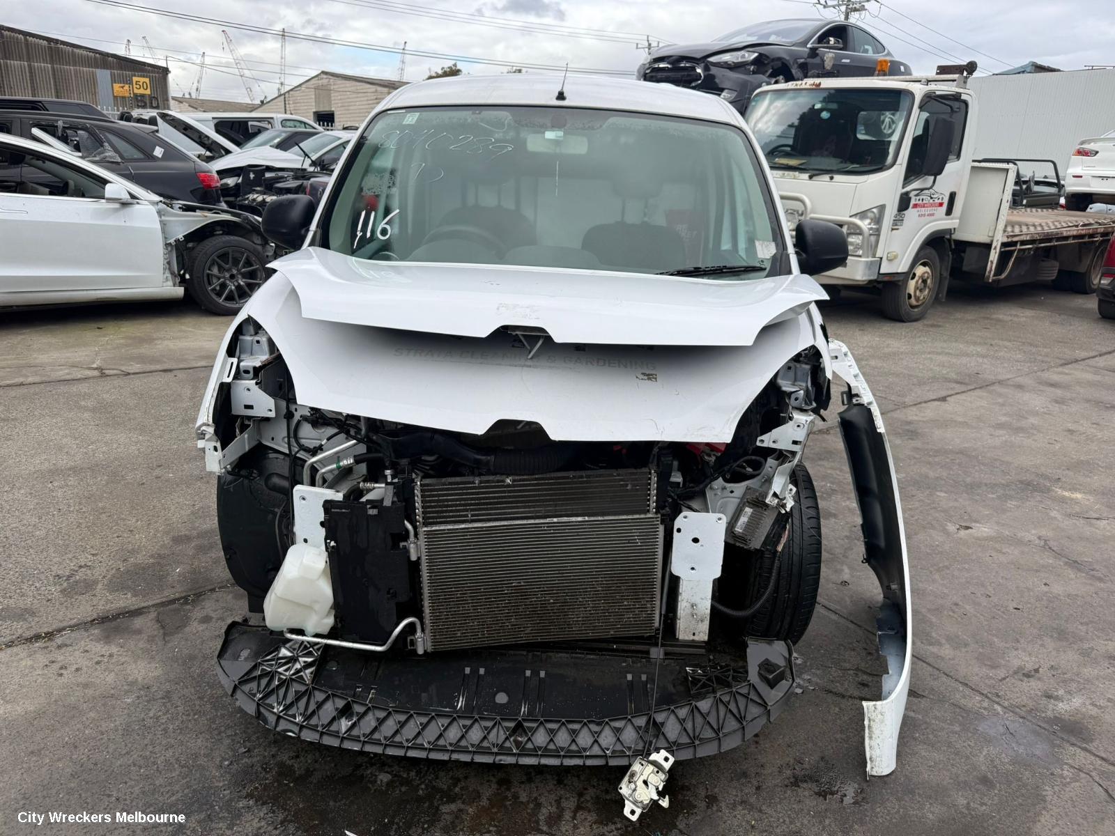 RENAULT KANGOO RIGHT DOOR MIRROR, X61, MANUAL FOLD, 10/2010 - 02/2022 - Image 3