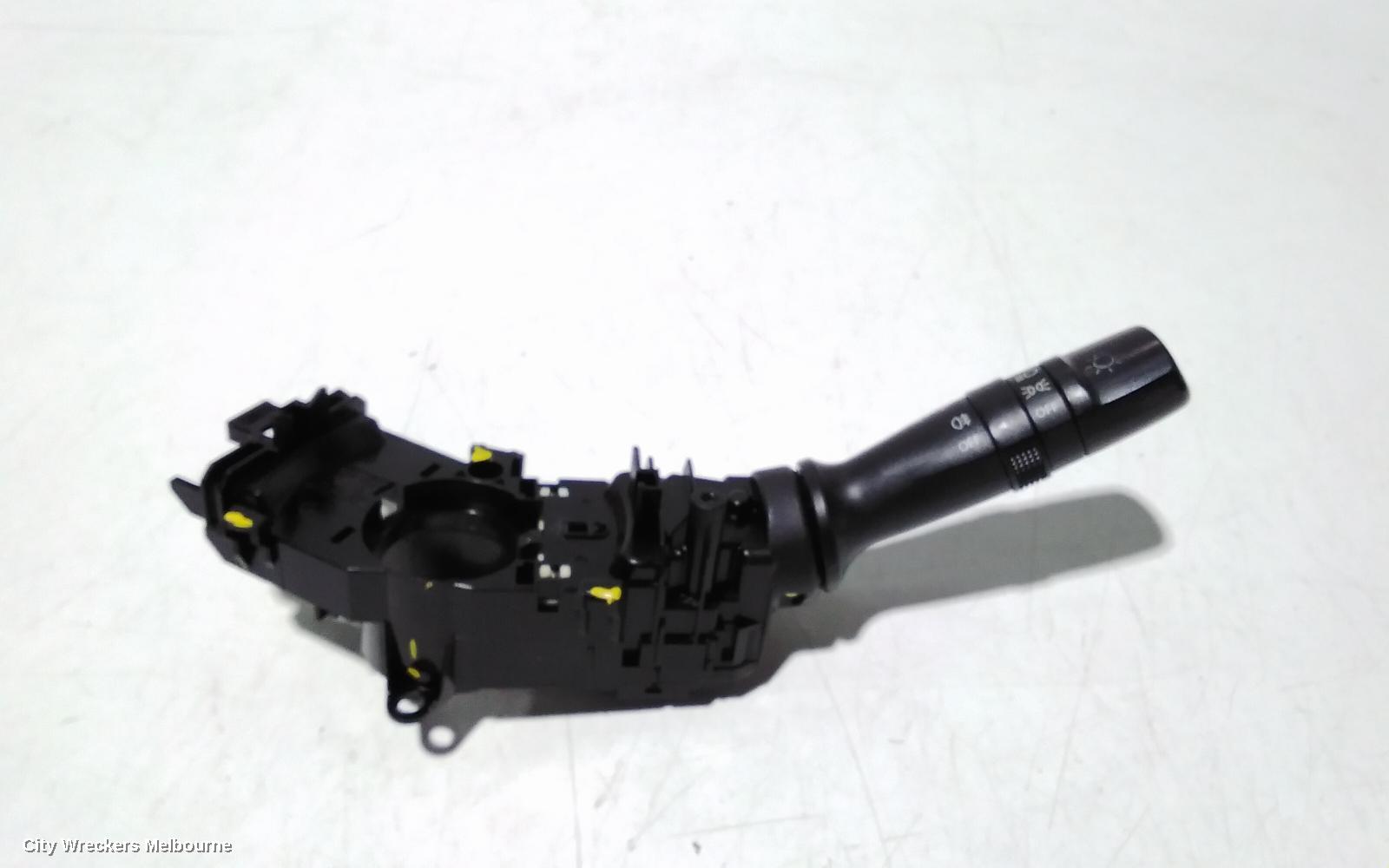 KIA CERATO COMBINATION SWITCH, FLASHER SWITCH, W/ FOGLAMP TYPE, TD, 10/2008 - 03/2013 - Image 1