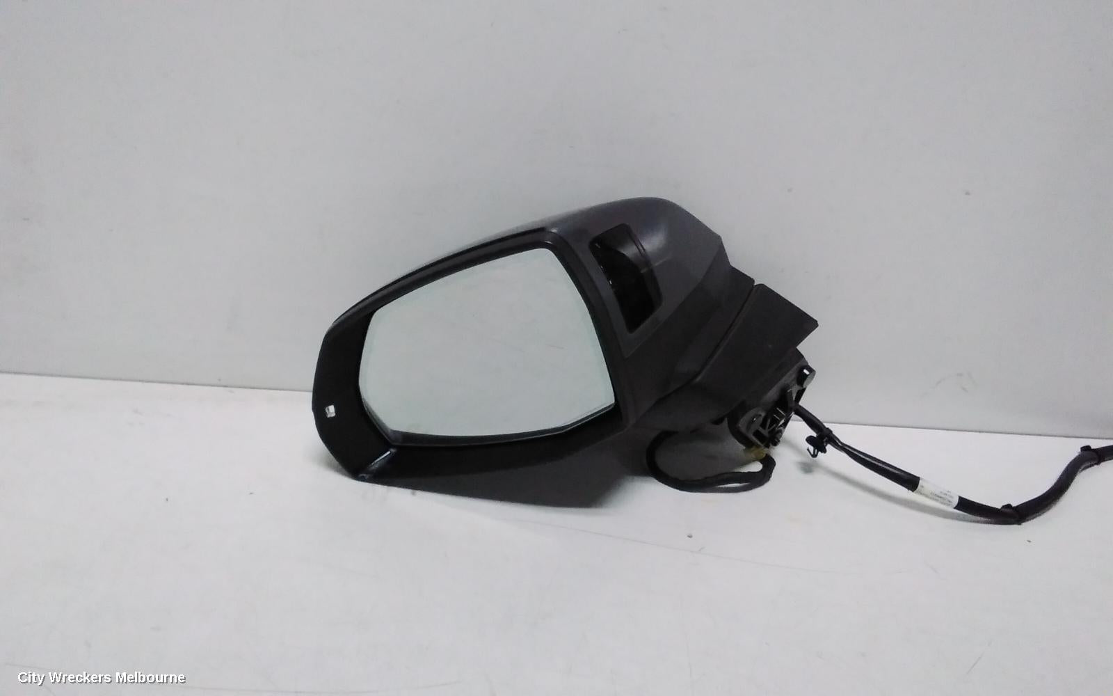 AUDI Q7 LEFT DOOR MIRROR, 4M, POWER FOLD, W/ LANE ASSIST, NON CAMERA TYPE, 09/2015 - 03/2020 - Image 3