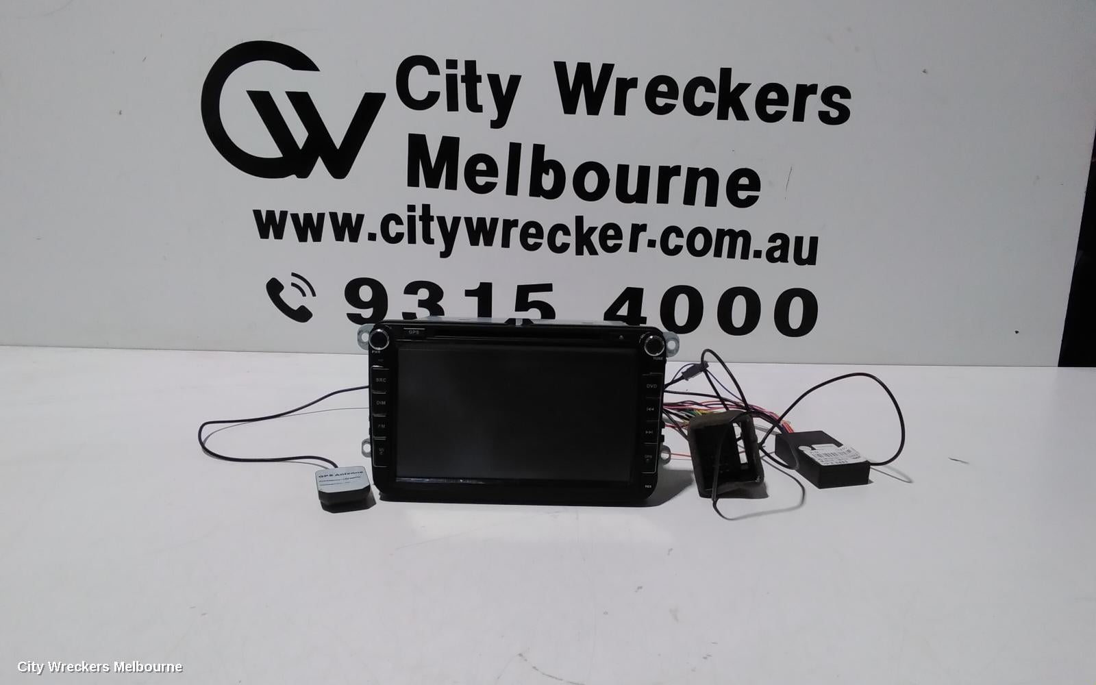VOLKSWAGEN AMAROK RADIO/CD/DVD/SAT/TV, DISPLAY & HEAD UNIT (RNS315), 2H, 12/2010 - 09/2016 - Image 3