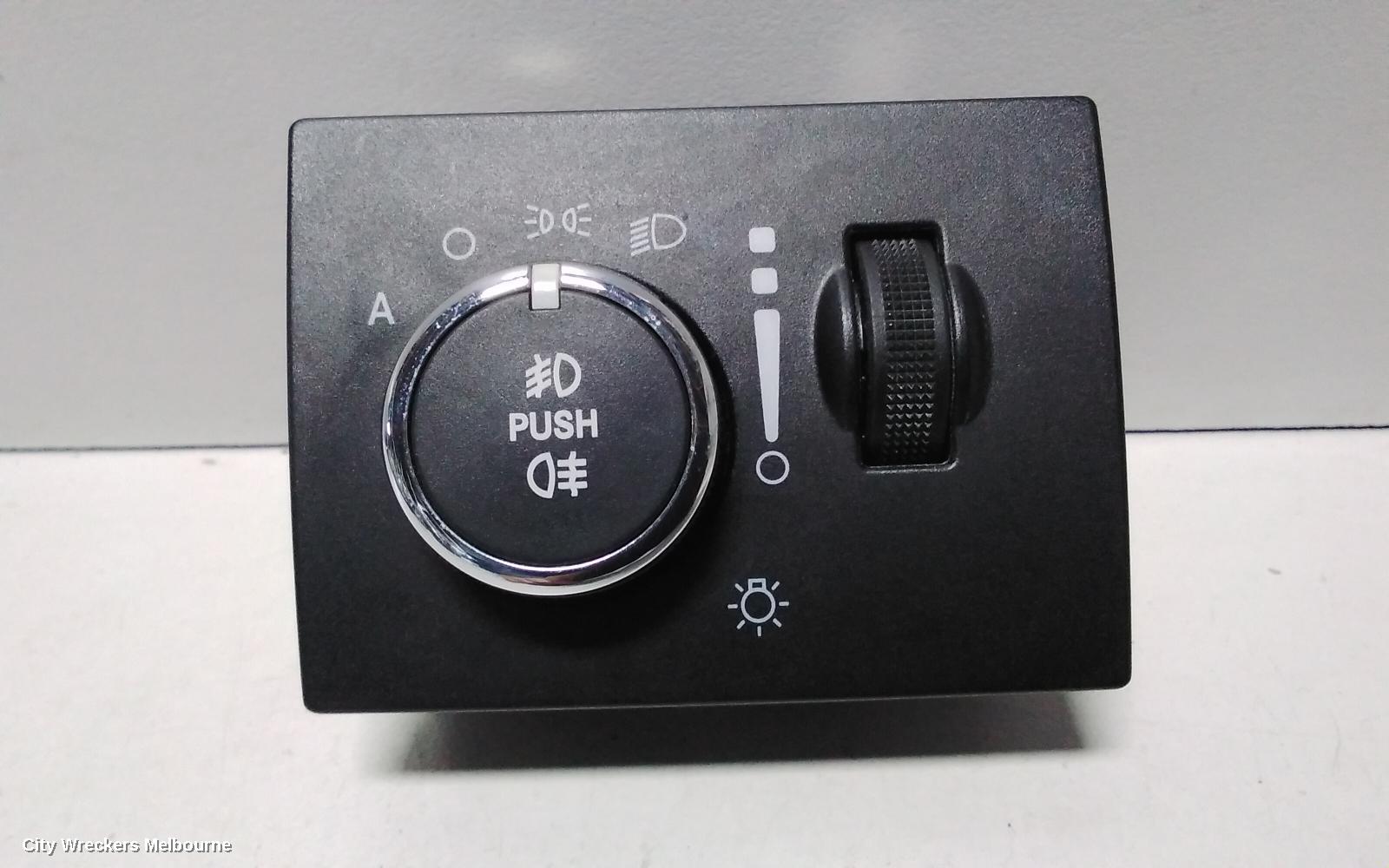 JEEP GRANDCHEROKEE COMBINATION SWITCH, WK, HEADLAMP SWITCH, 10/2010 ONWARDS - Image 2