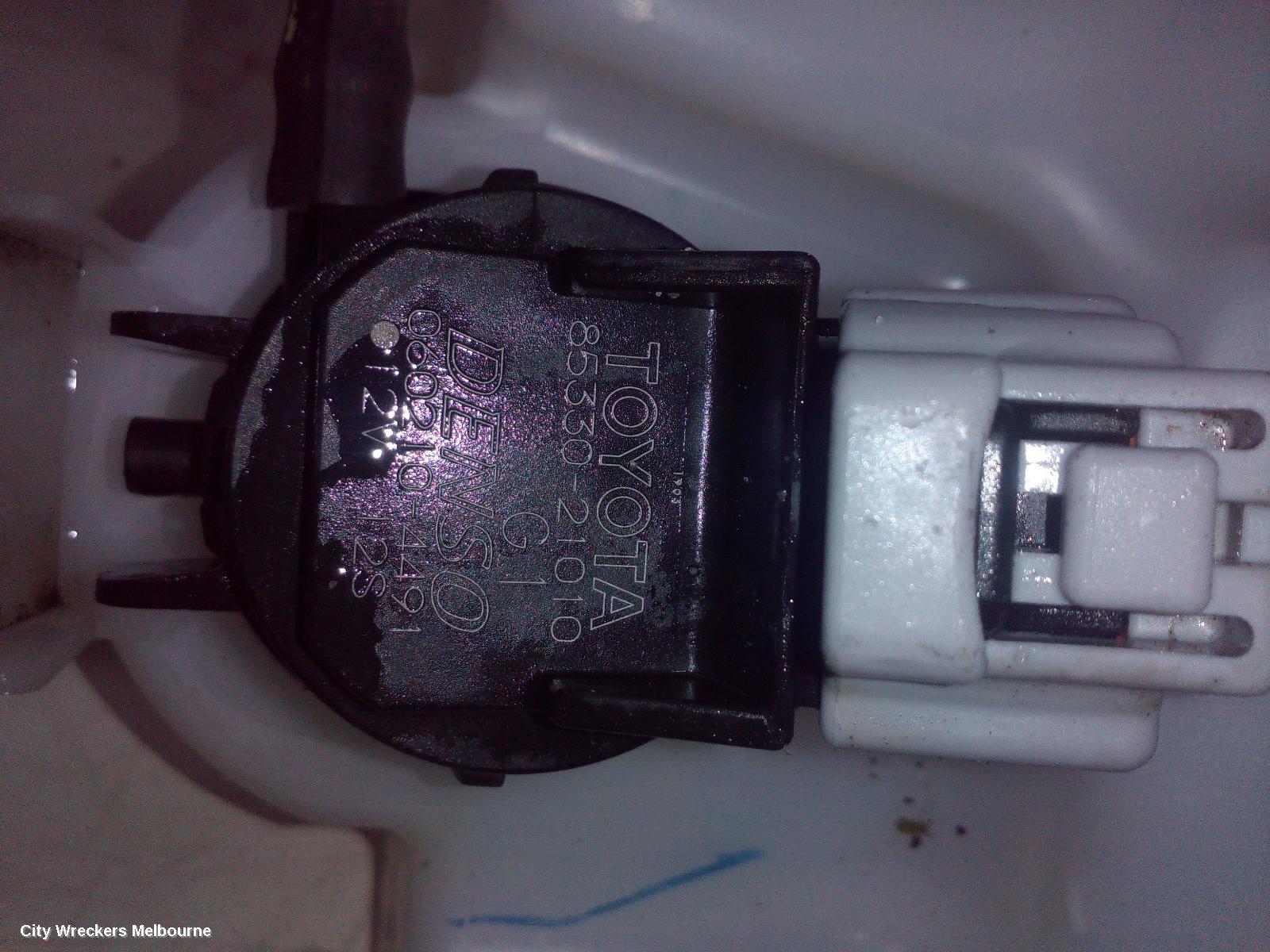TOYOTA CAMRY WASHER BOTTLE, ASV50/AVV50, 12/2011 - 10/2017 - Image 3