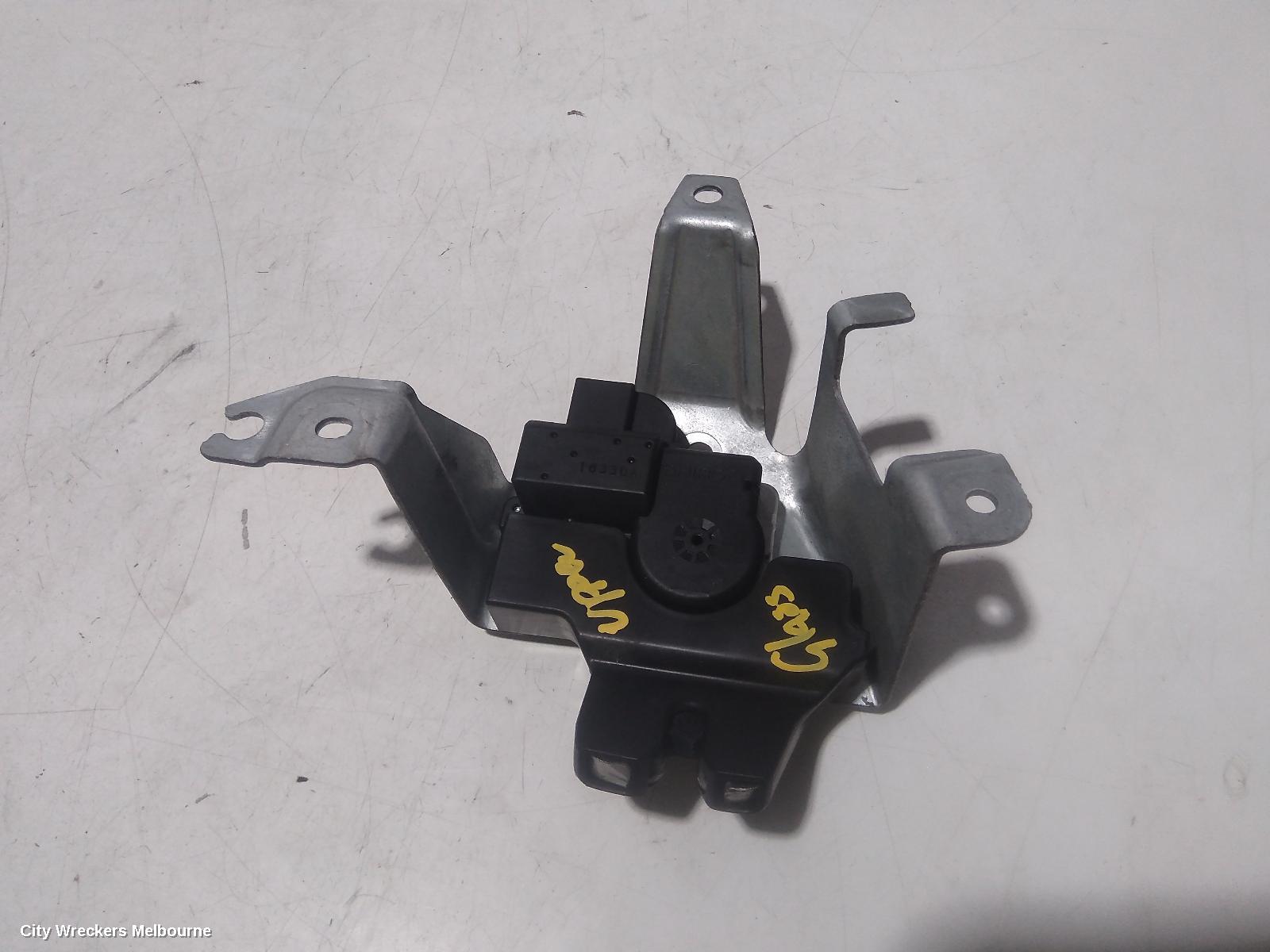 TOYOTA KLUGER DOOR/BOOT/GATE LOCK, TAILGATE GLASS LOCK, GSU50/GSU55, 03/2014 - 02/2021 - Image 3