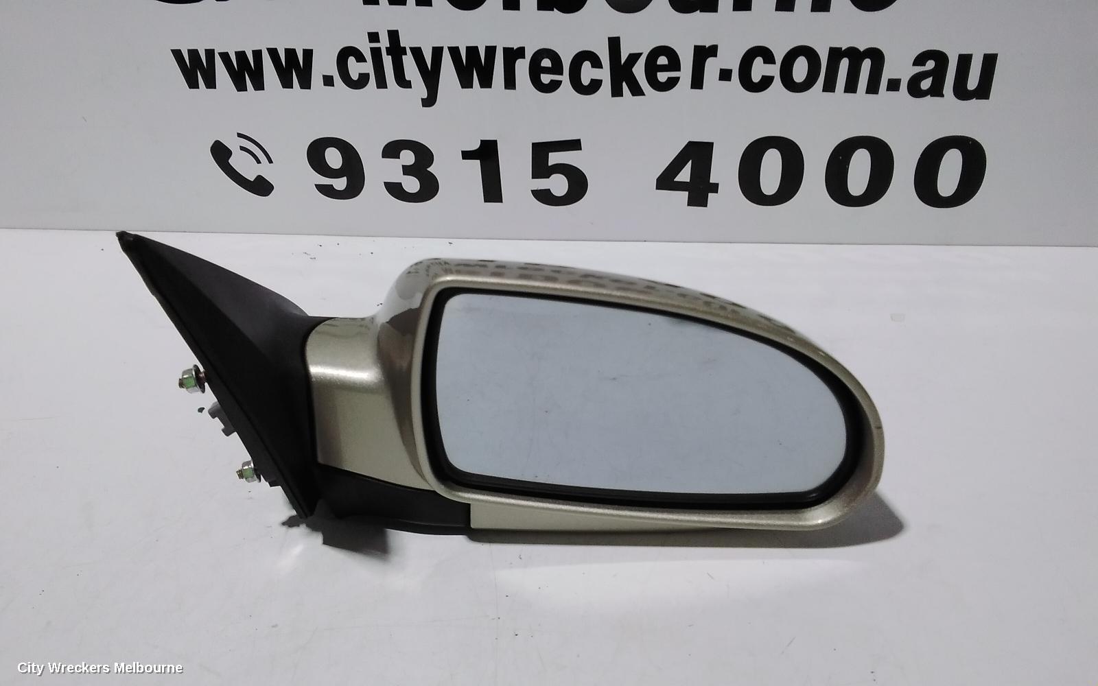 HYUNDAI ELANTRA RIGHT DOOR MIRROR, XD, POWER, COLOUR CODED, 10/2003 - 07/2006 - Image 3