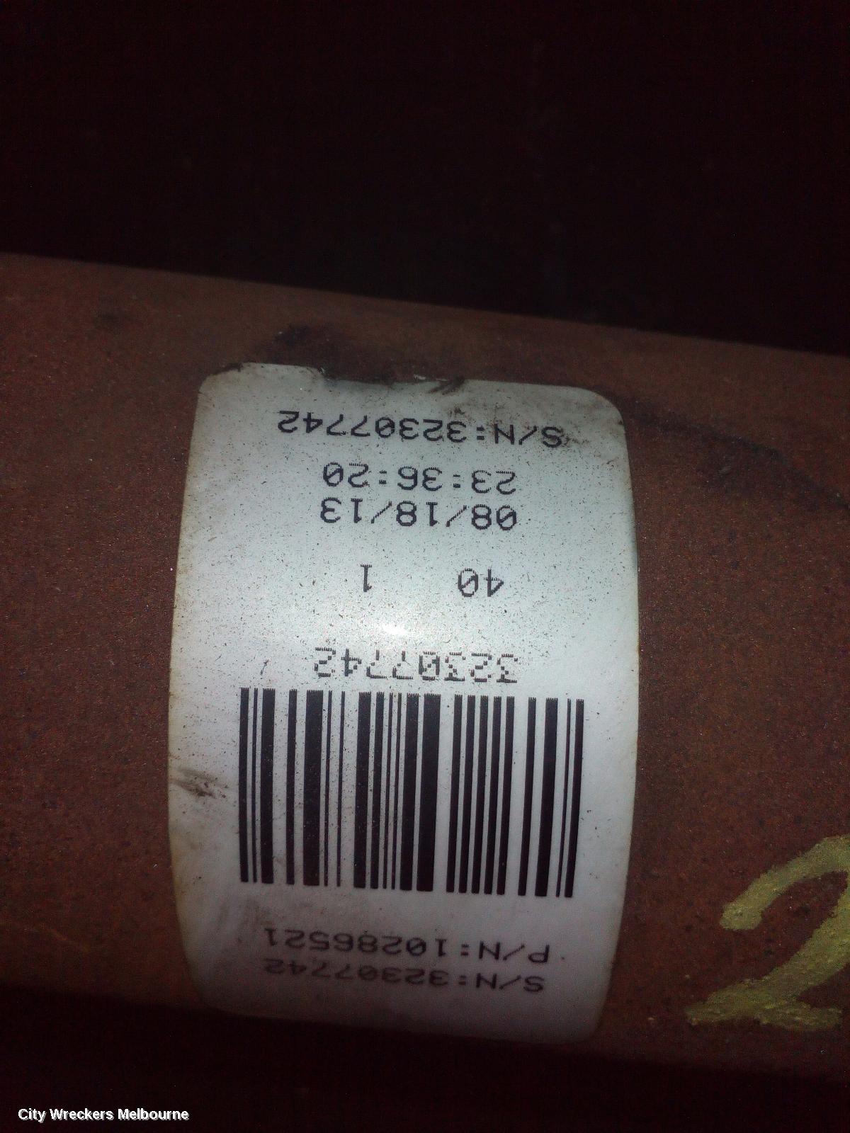 JEEP GRANDCHEROKEE REAR DRIVE SHAFT, 3.6, PETROL, WK, RWD, 04/2013 - 02/2022 - Image 3
