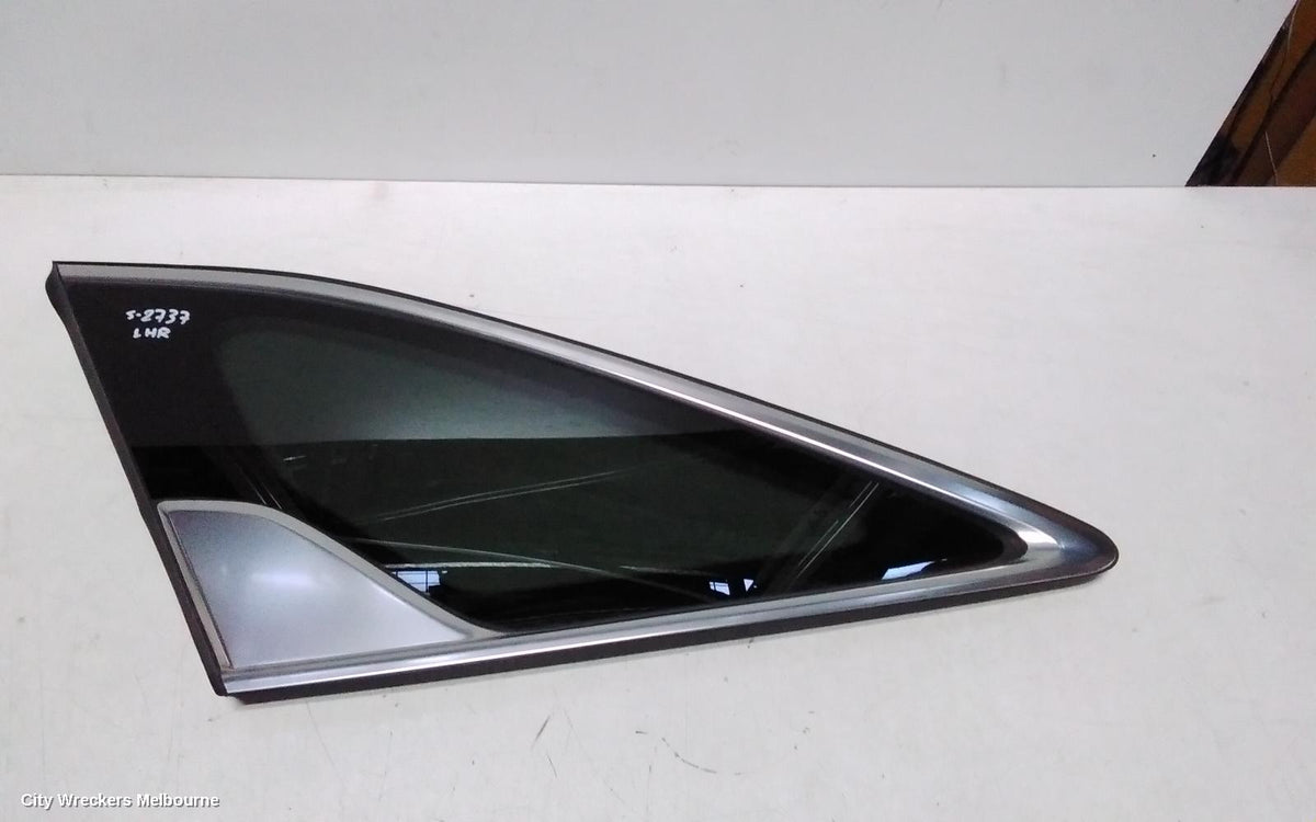 KIA SORENTO LEFT REAR SIDE GLASS, MQ4, PRIVACY TINT TYPE, 02/2020 ONWARDS - Image 2