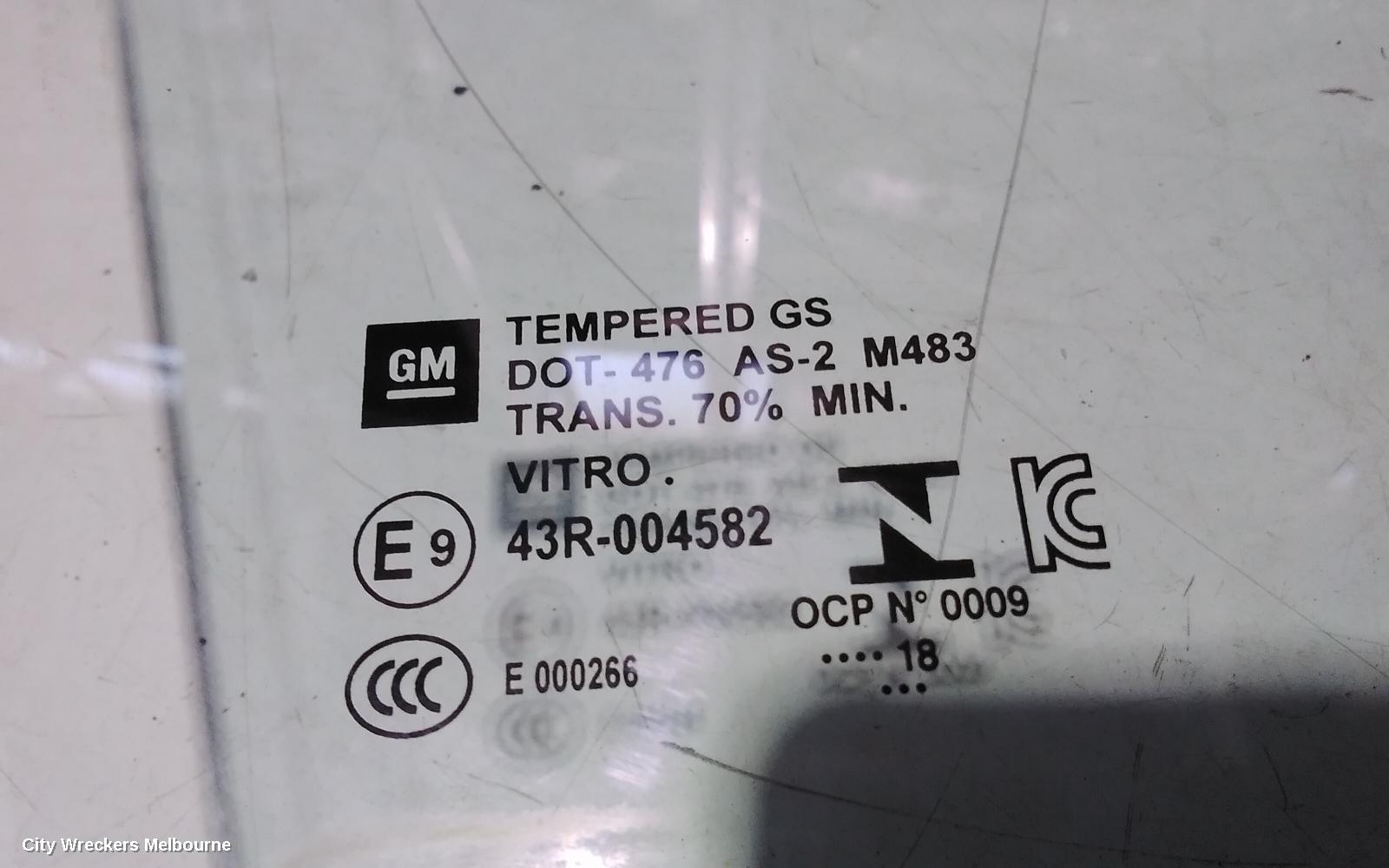 HOLDEN EQUINOX RIGHT FRONT DOOR WINDOW, EQ, 09/2017 - 12/2020 - Image 2