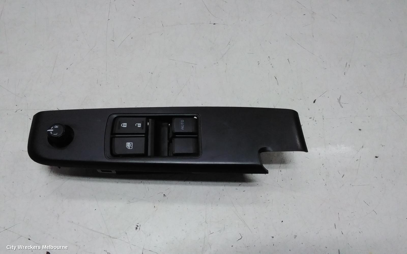 ISUZU DMAX PWR DR WIND SWITCH, RH FRONT (MASTER SWITCH), 2 DOOR, RG, 07/2020 ONWARDS - Image 1