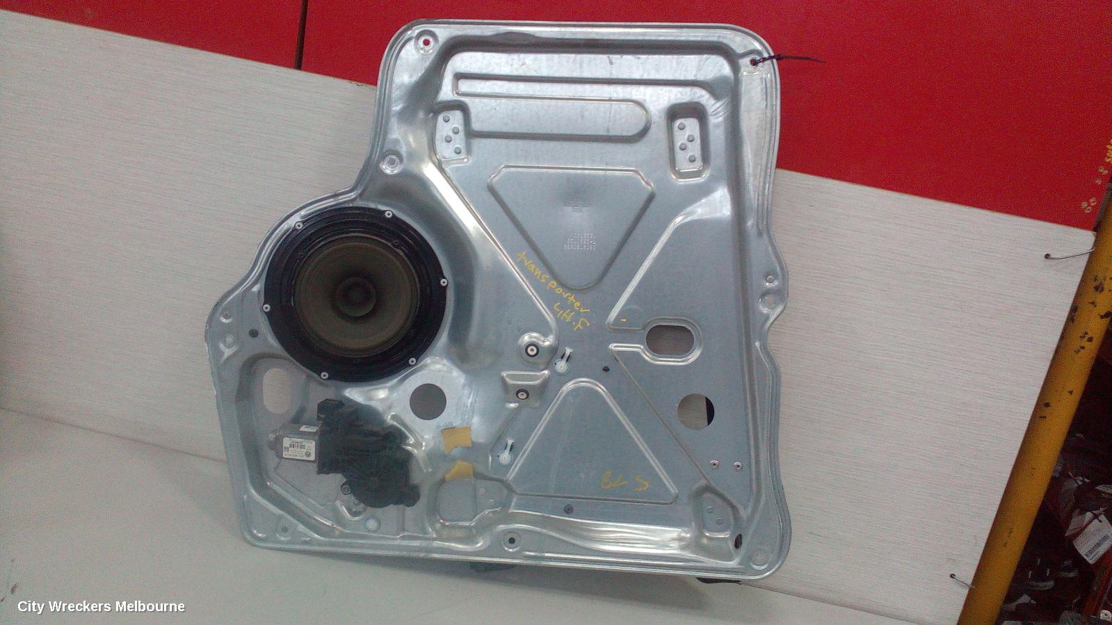 VOLKSWAGEN TRANSPORTER LEFT FRONT WINDOW REG/MOTOR, T5, DOOR REG ASSY (REG AND MOTOR), POWER, 08/2004 - 09/2009 - Image 3