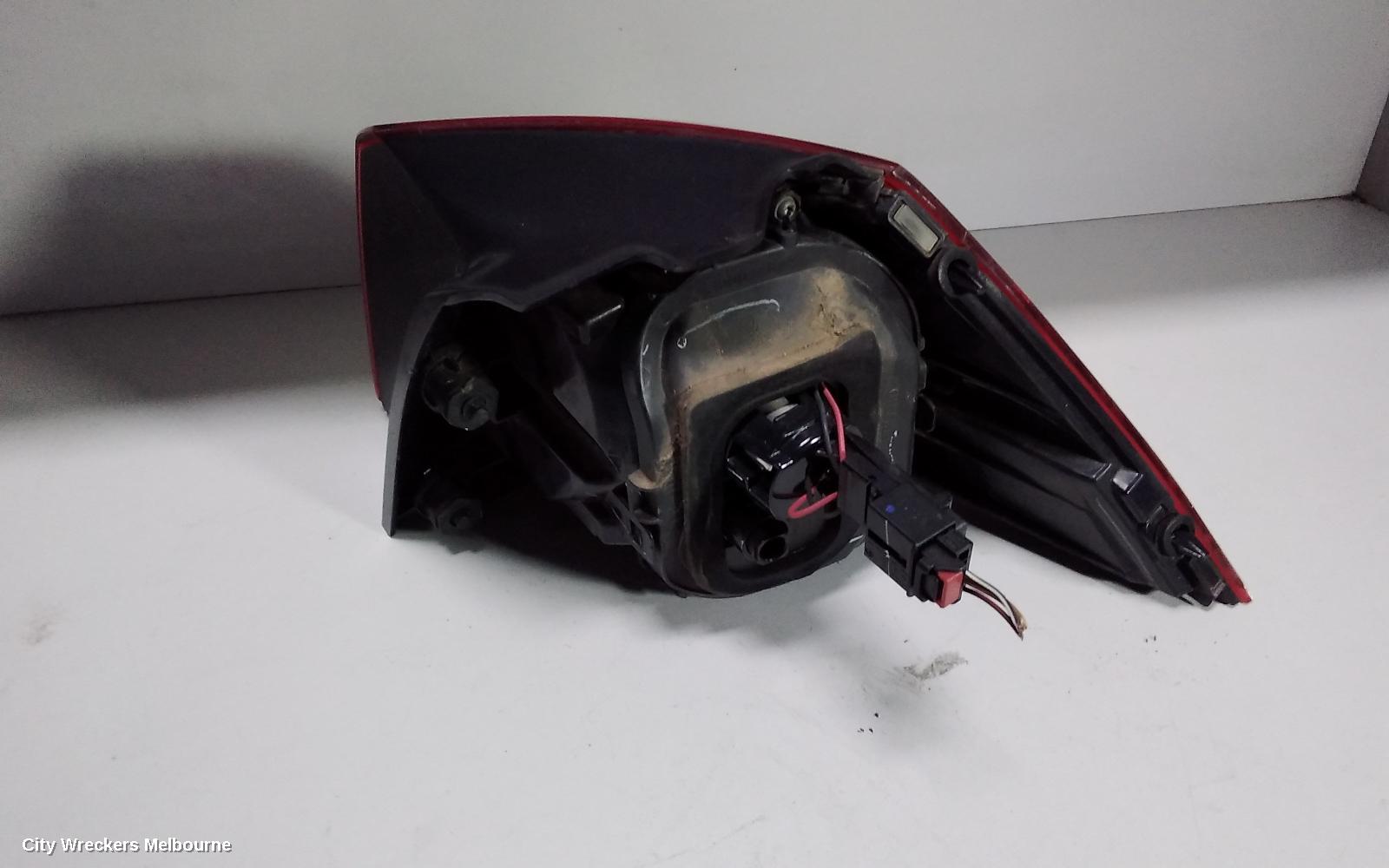 VOLKSWAGEN GOLF LEFT TAILLIGHT, GEN 7, HATCH, 03/2013 - 03/2017 - Image 3