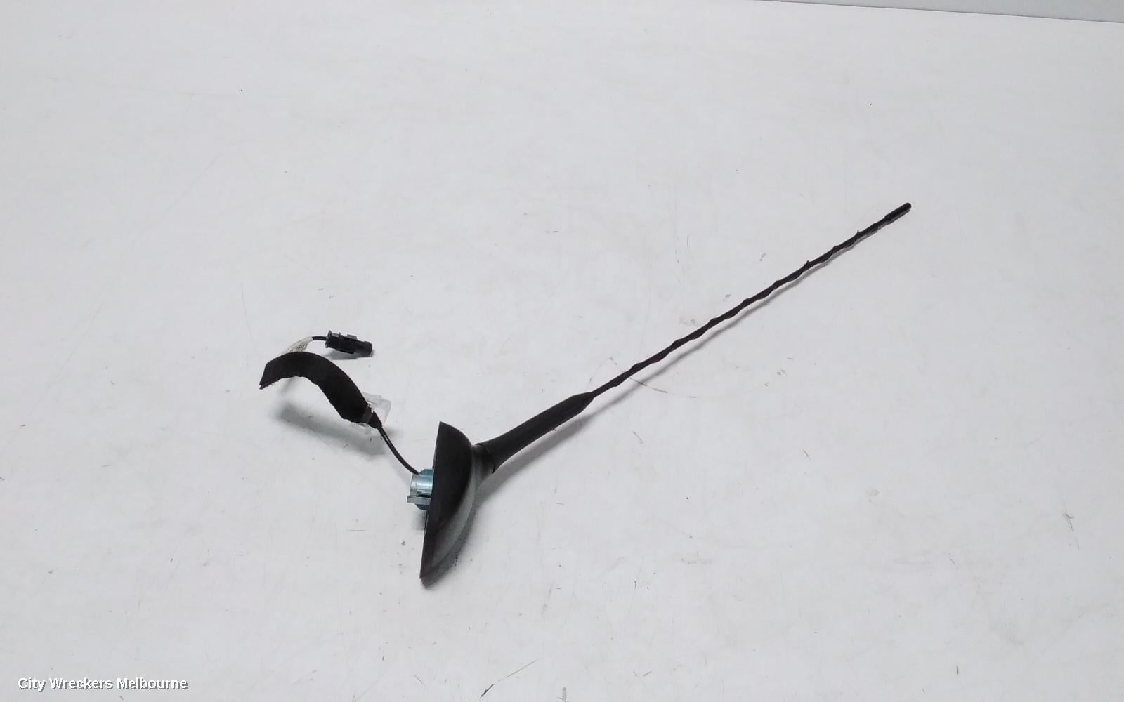 HOLDEN COMMODORE ANTENNA, VF, 05/2013 - 12/2017 - Image 2