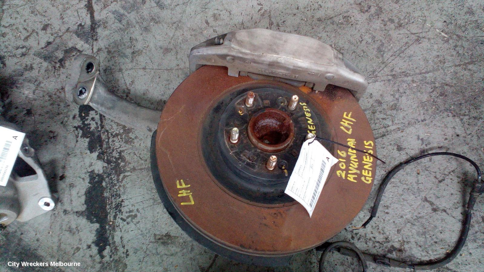 HYUNDAI GENESIS LEFT FRONT HUB ASSEMBLY, DH, 11/2014 - 01/2018 - Image 2