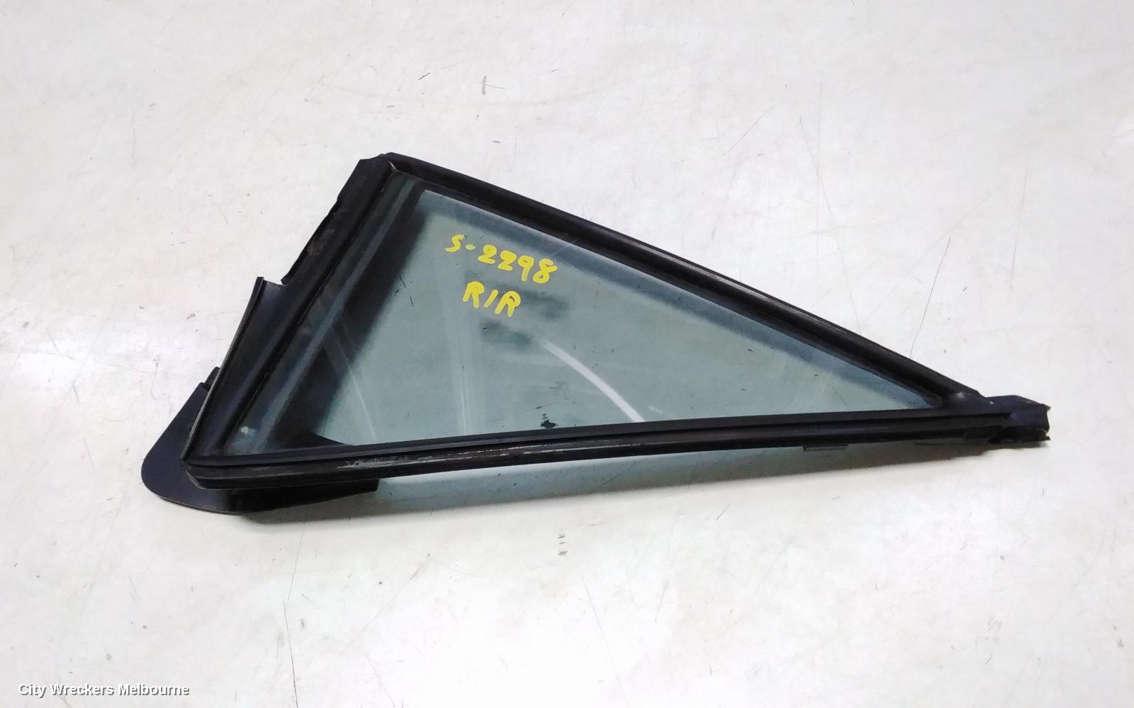 MAZDA 3 LEFT REAR 1/4 DOOR GLASS, BL, DARK TINT TYPE, HATCH, 04/2009 - 10/2013 - Image 2