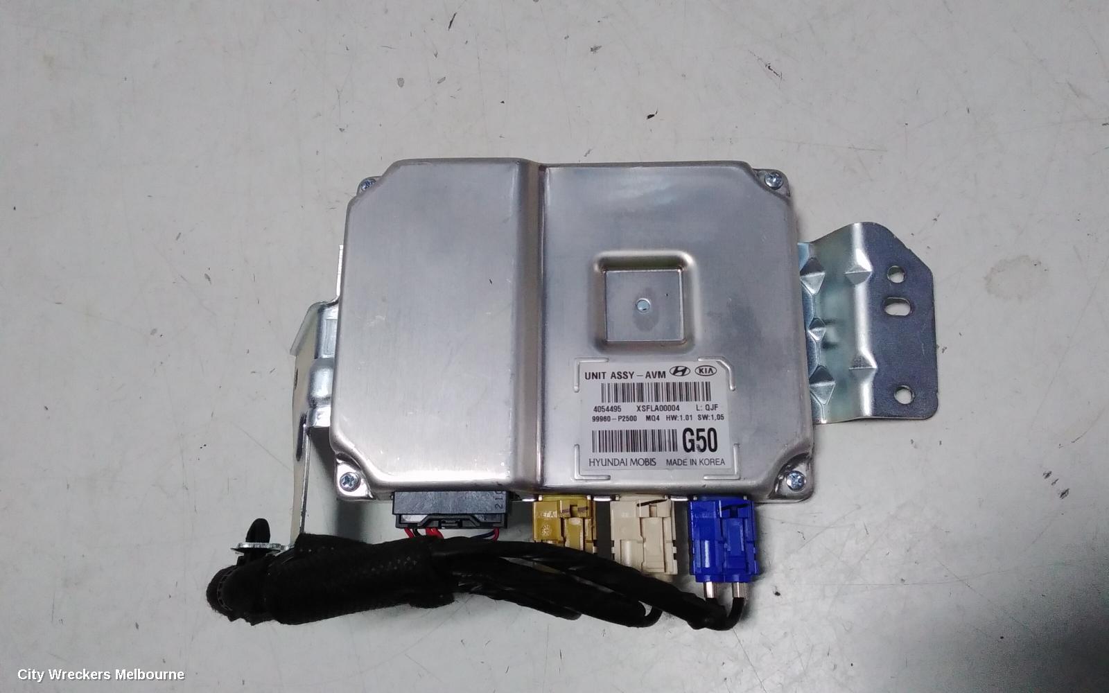 KIA SORENTO REVERSE CAMERA, FRONT, ADAPTIVE CRUISE/MULTI FUNCTION CAMERA, UM, 03/2015 ONWARDS - Image 3