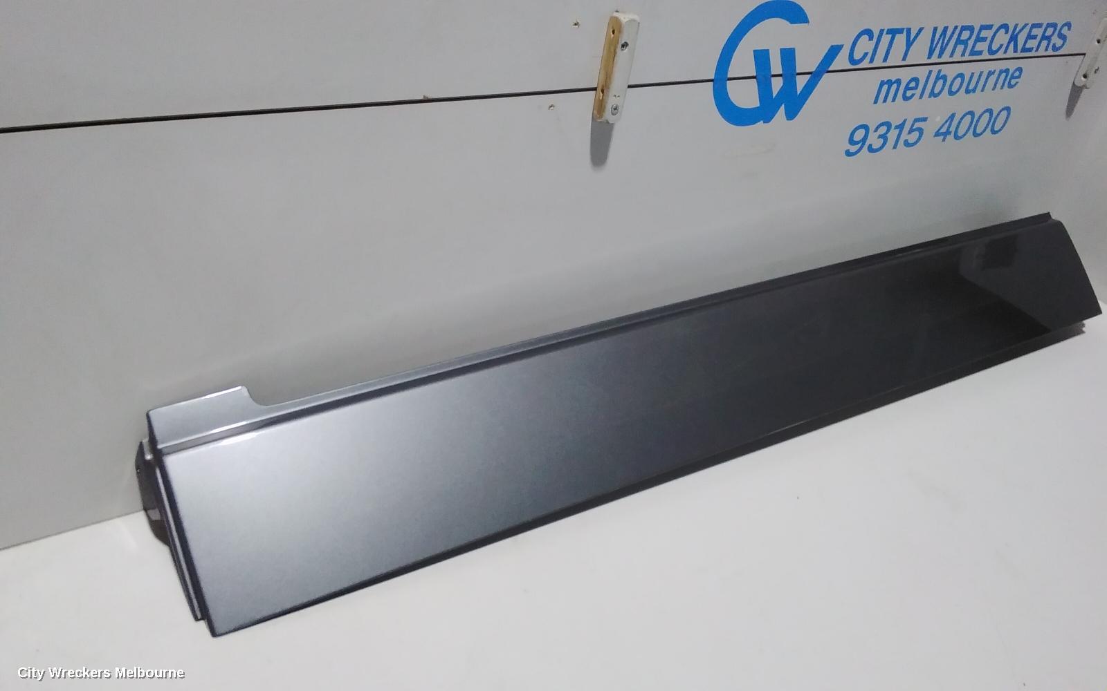 VOLKSWAGEN TRANSPORTER, T5 MY10 03/2010 - 06/2015, RAIL SLIDING DOOR 7H1843 795H: 80270 - Image 2